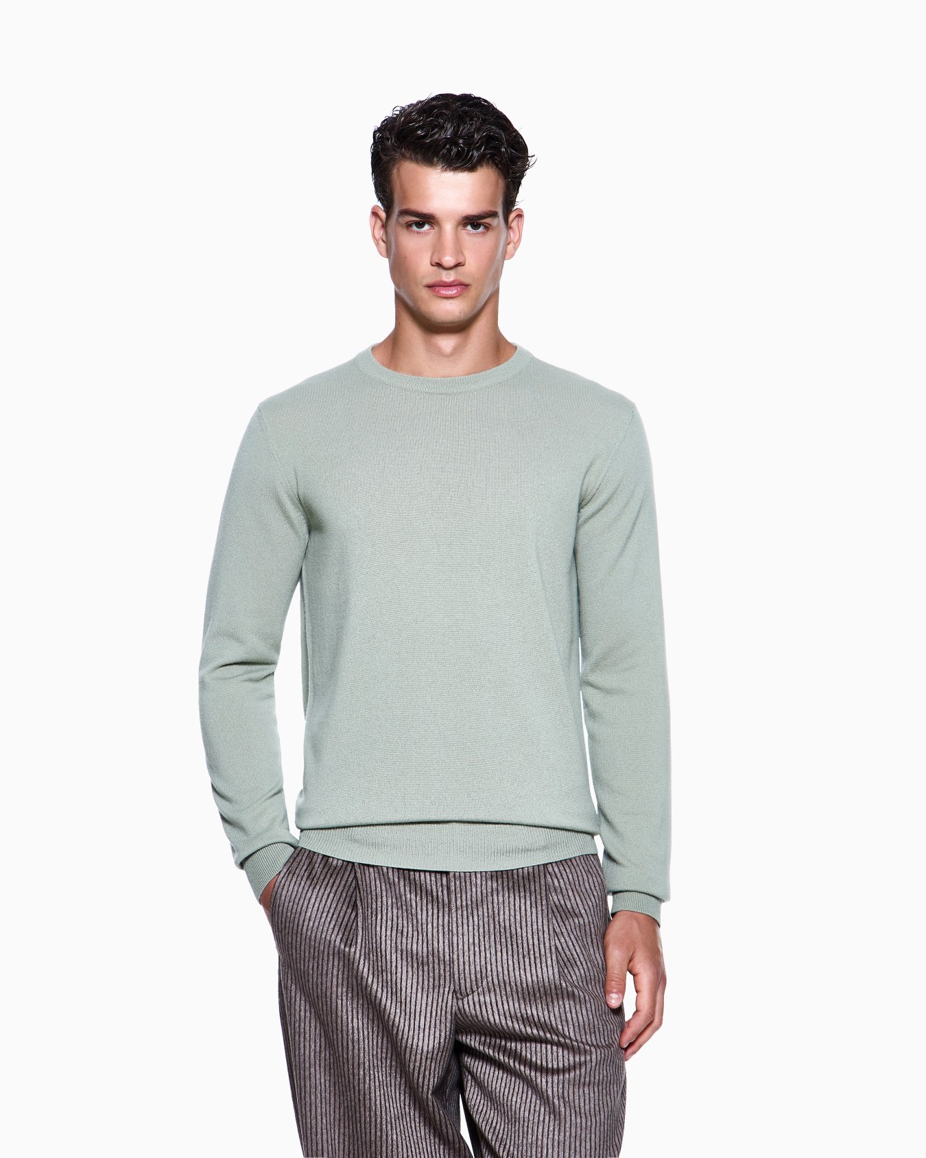 Cashmere crew-neck jumper Slide 3