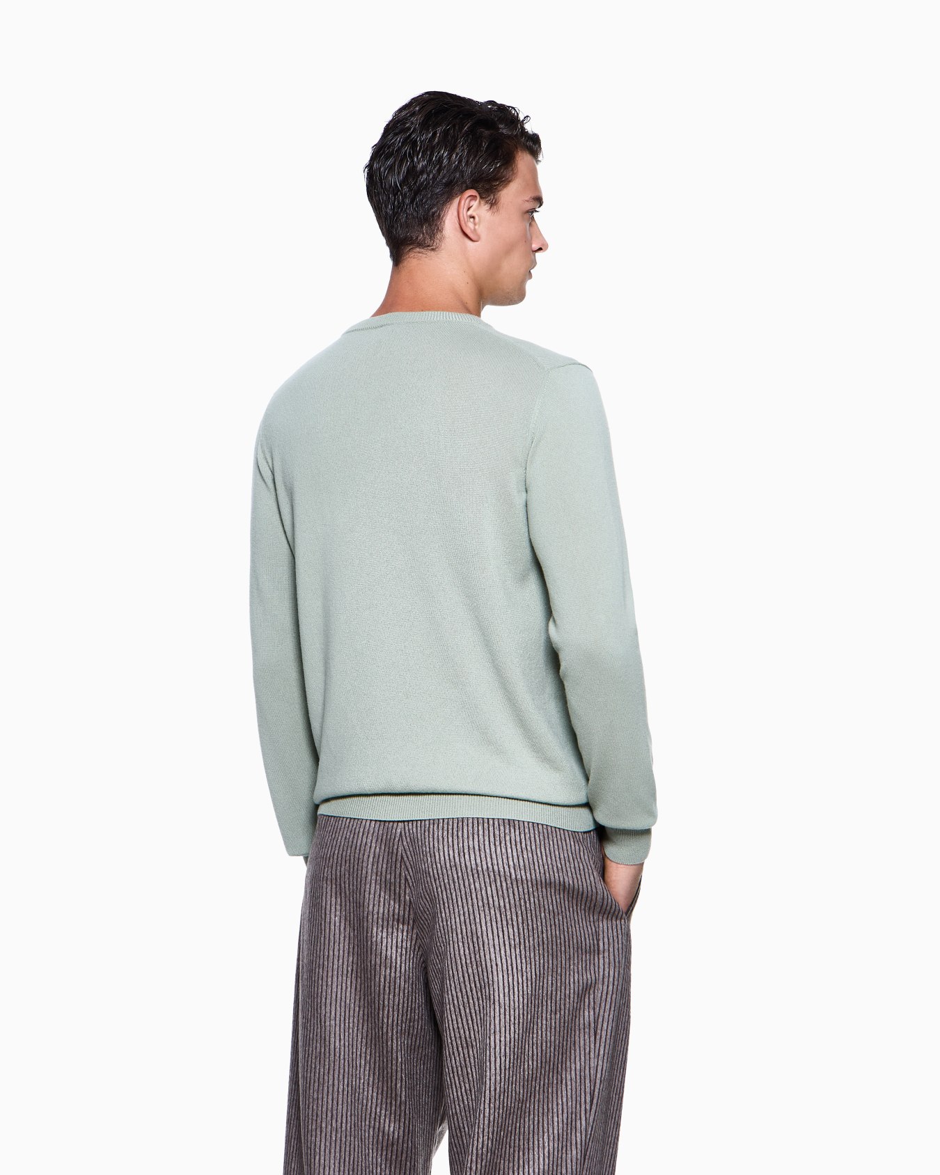 Cashmere crew-neck jumper Slide 2