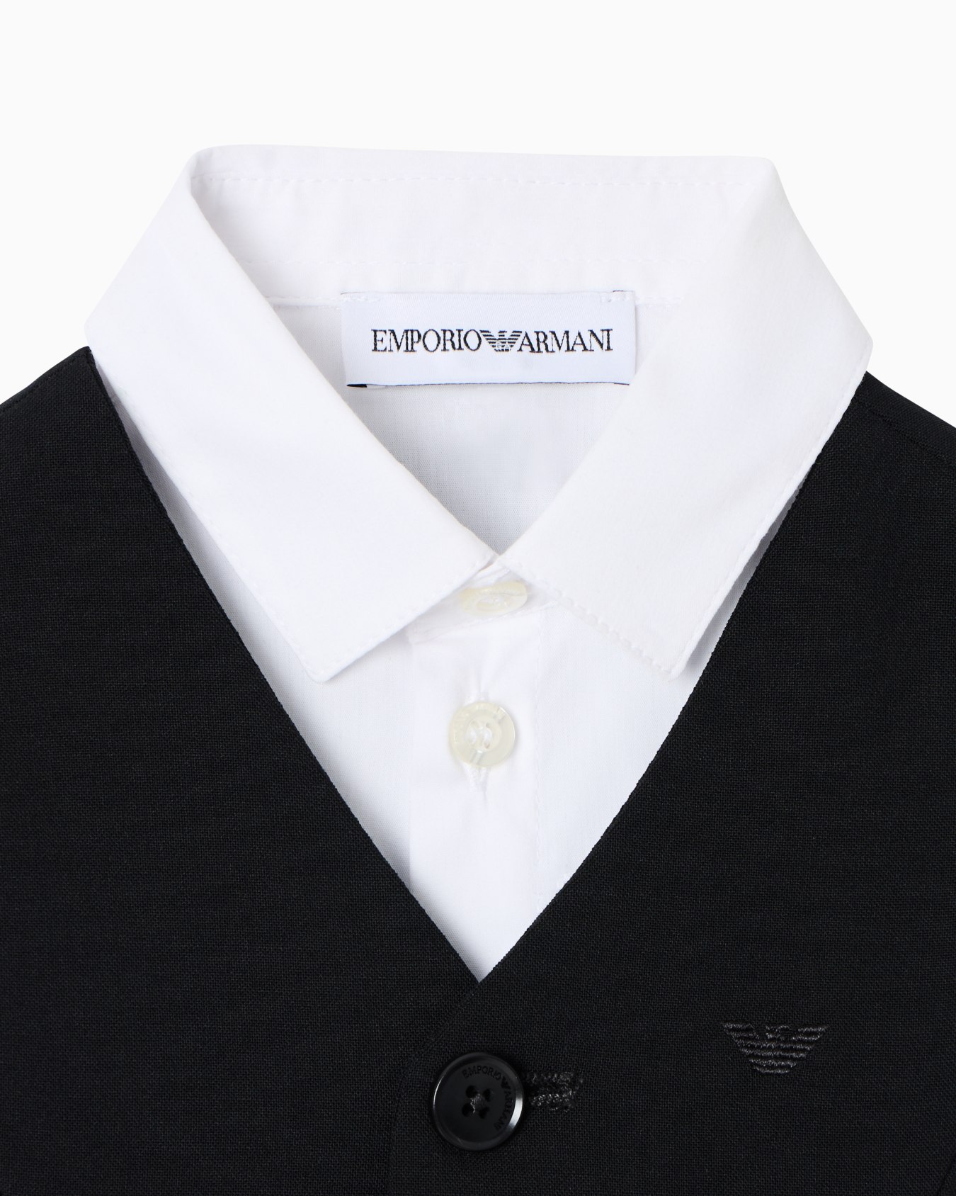 Suit with shirt, waistcoat and trousers in light wool Slide 1