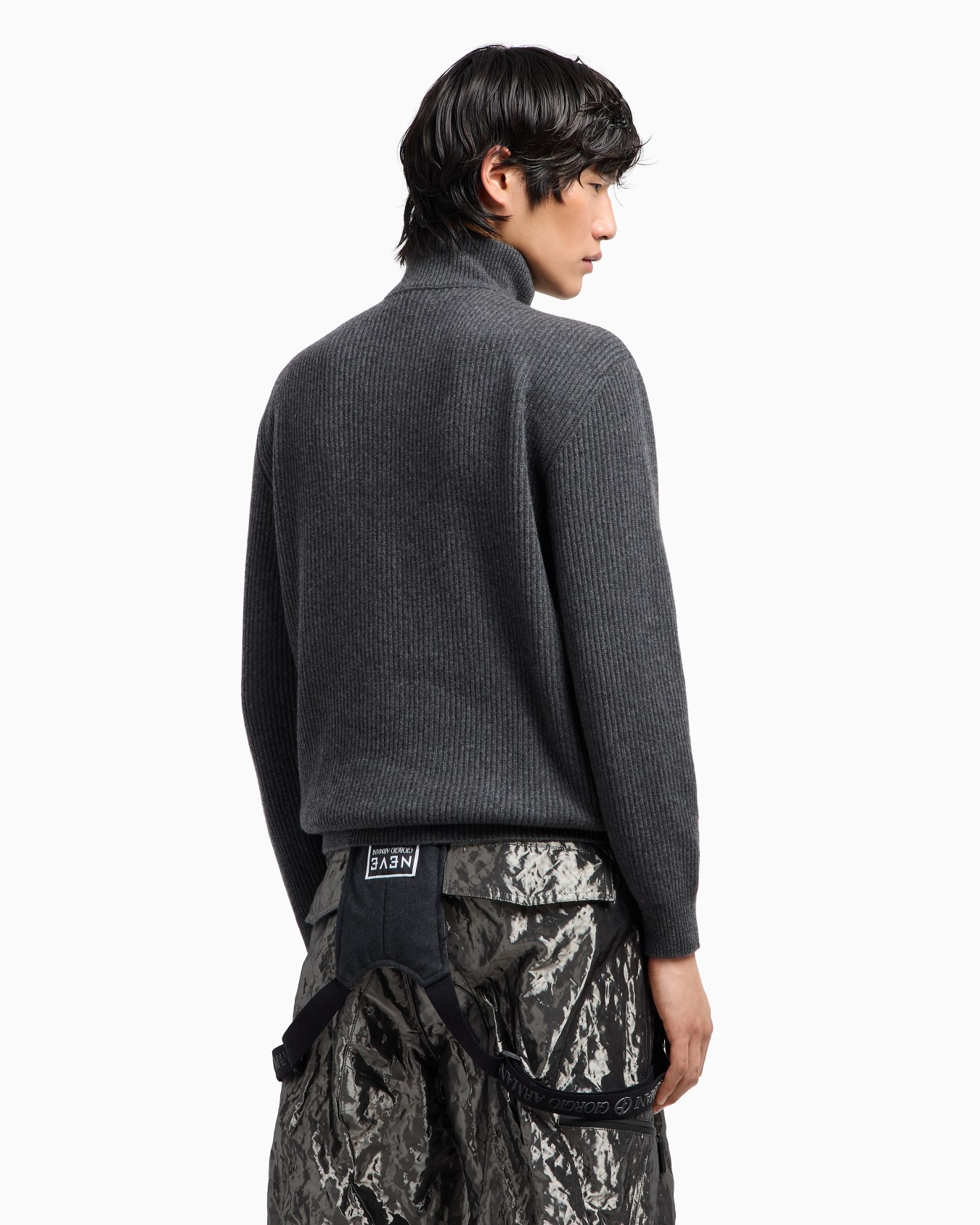 Giorgio Armani Neve mock-neck jumper in wool and cashmere Slide 3