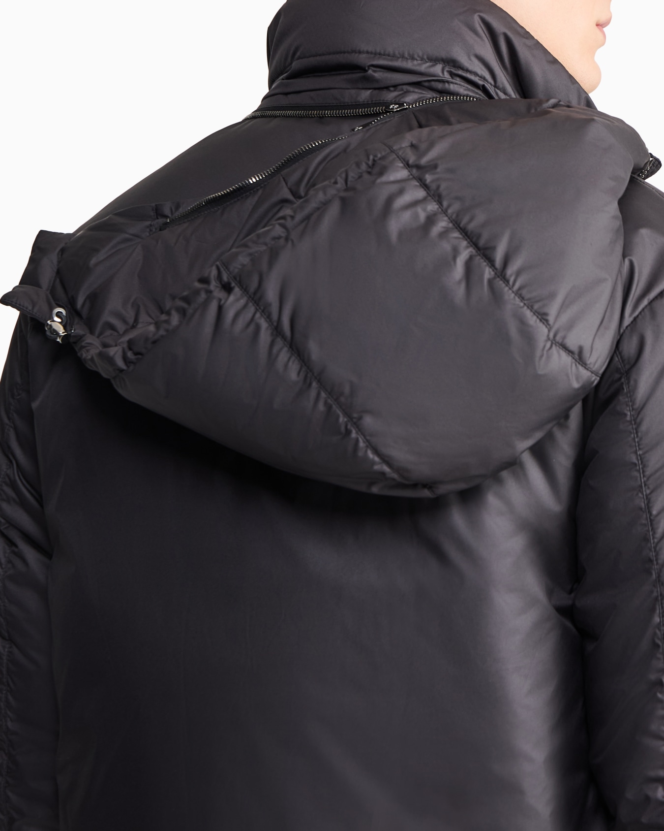 Blouson mit Kapuze und Wattierung aus nachhaltigen Gänsedaunen Folie 7