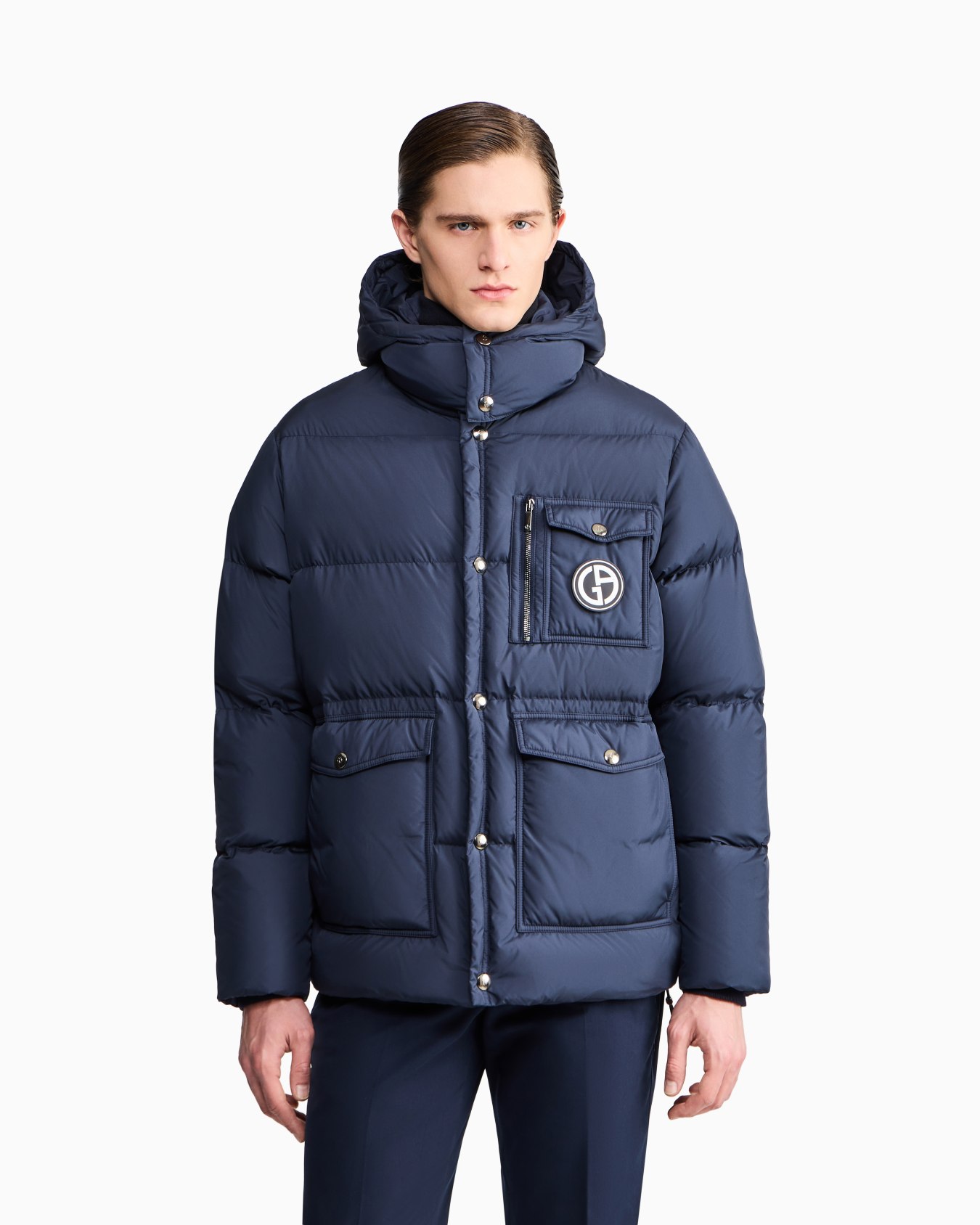 Mit nachhaltigen Gänsedaunen wattierte Bomberjacke mit Kapuze Folie 3