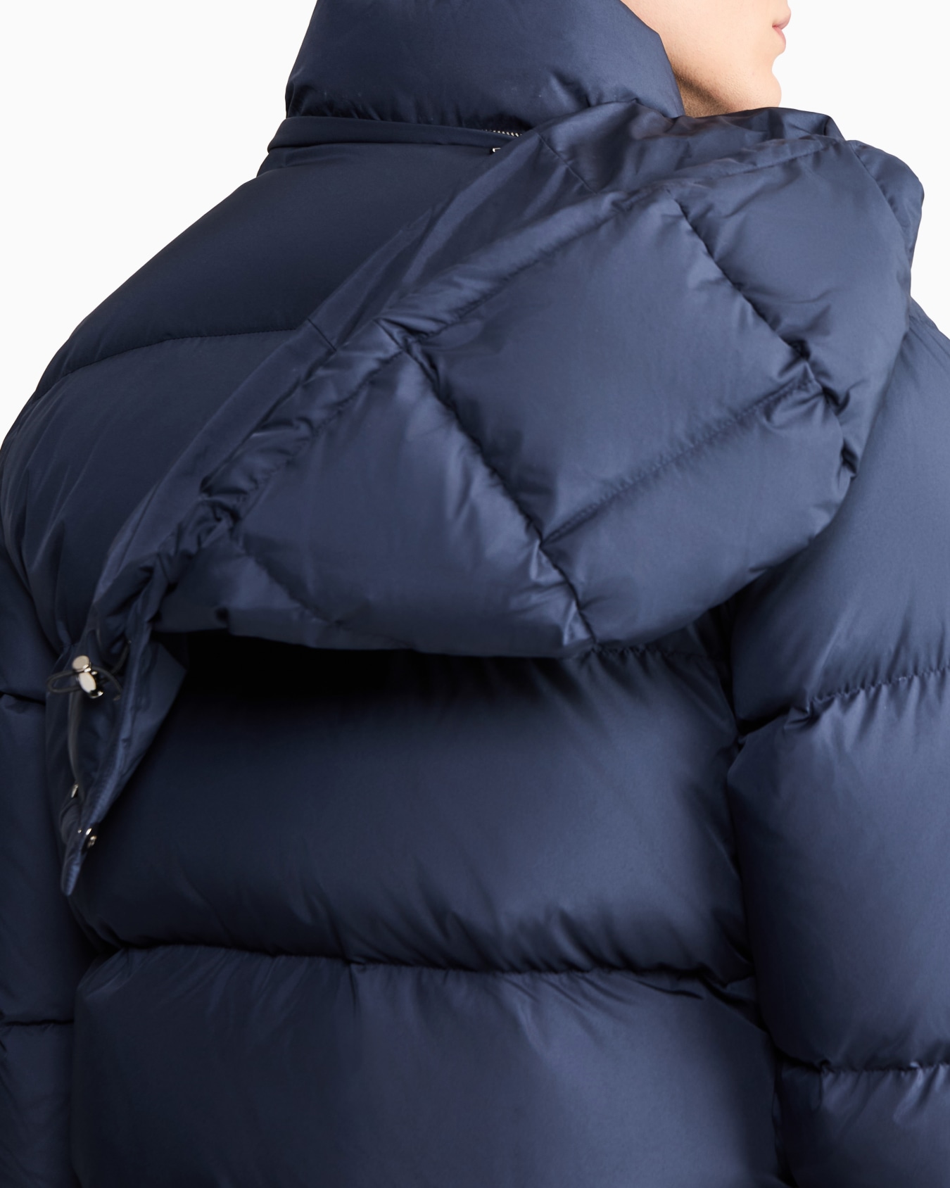Mit nachhaltigen Gänsedaunen wattierte Bomberjacke mit Kapuze Folie 7
