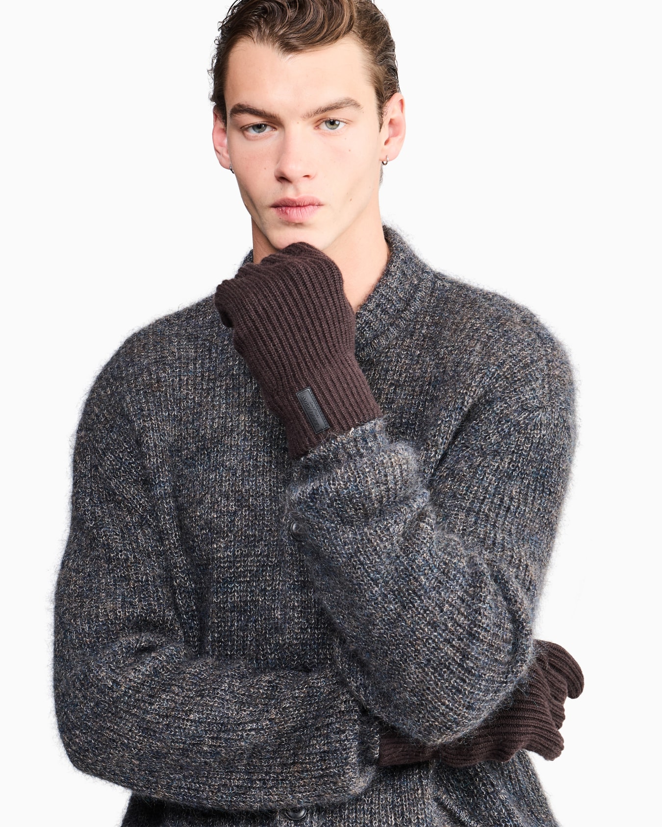 Knit gloves in cashmere with rib stitch Slide 2