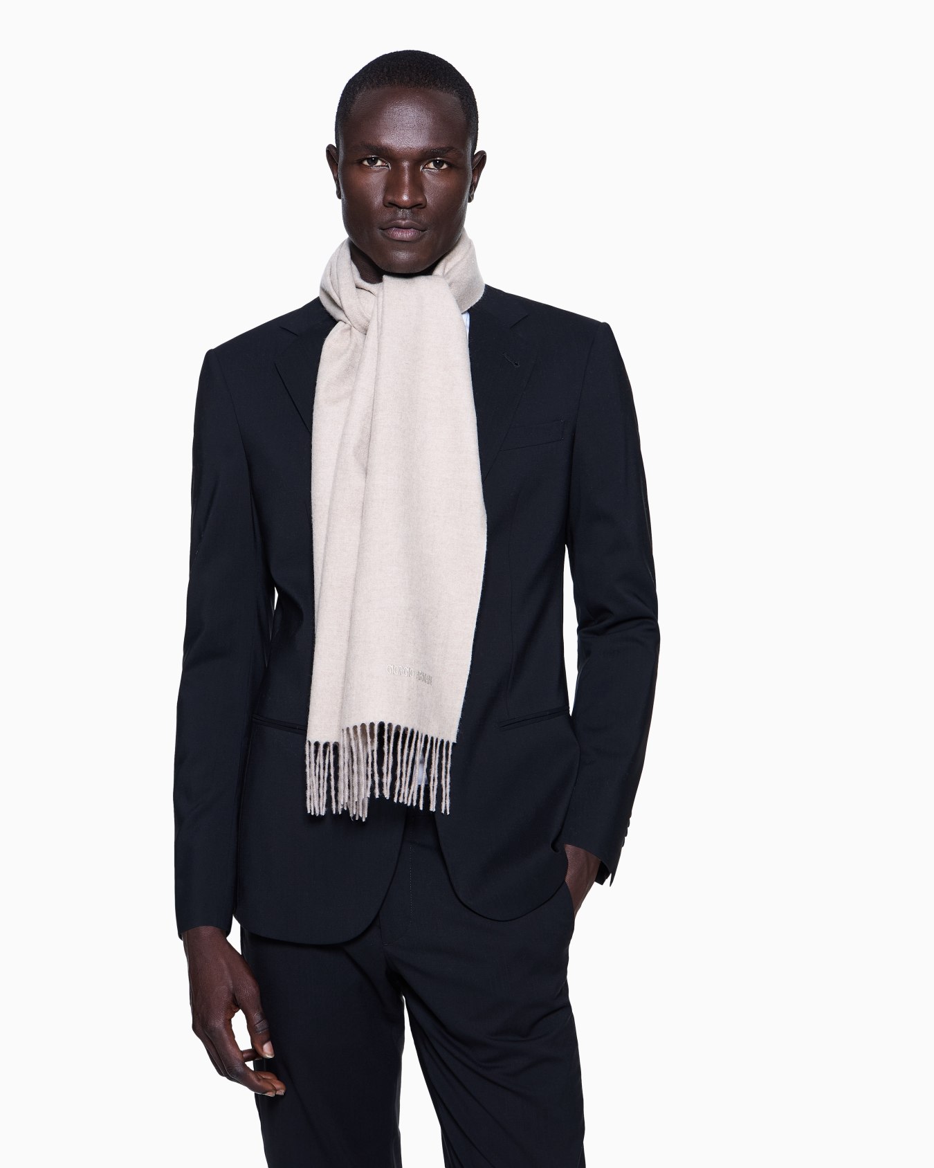 Cashmere scarf with embroidered logo Slide 2