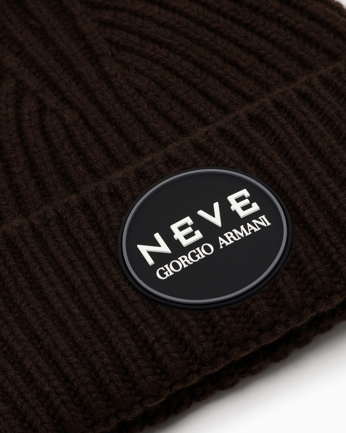 Giorgio Armani Neve cashmere beanie Slide 2