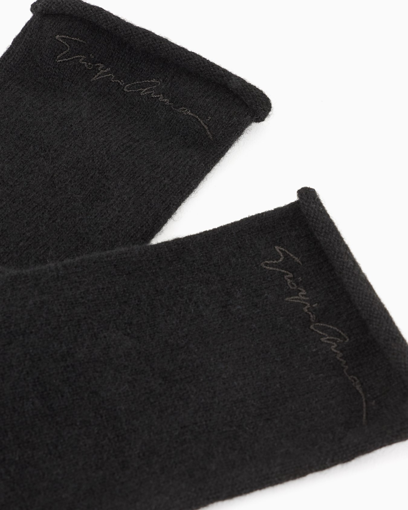 Cashmere gloves Slide 1
