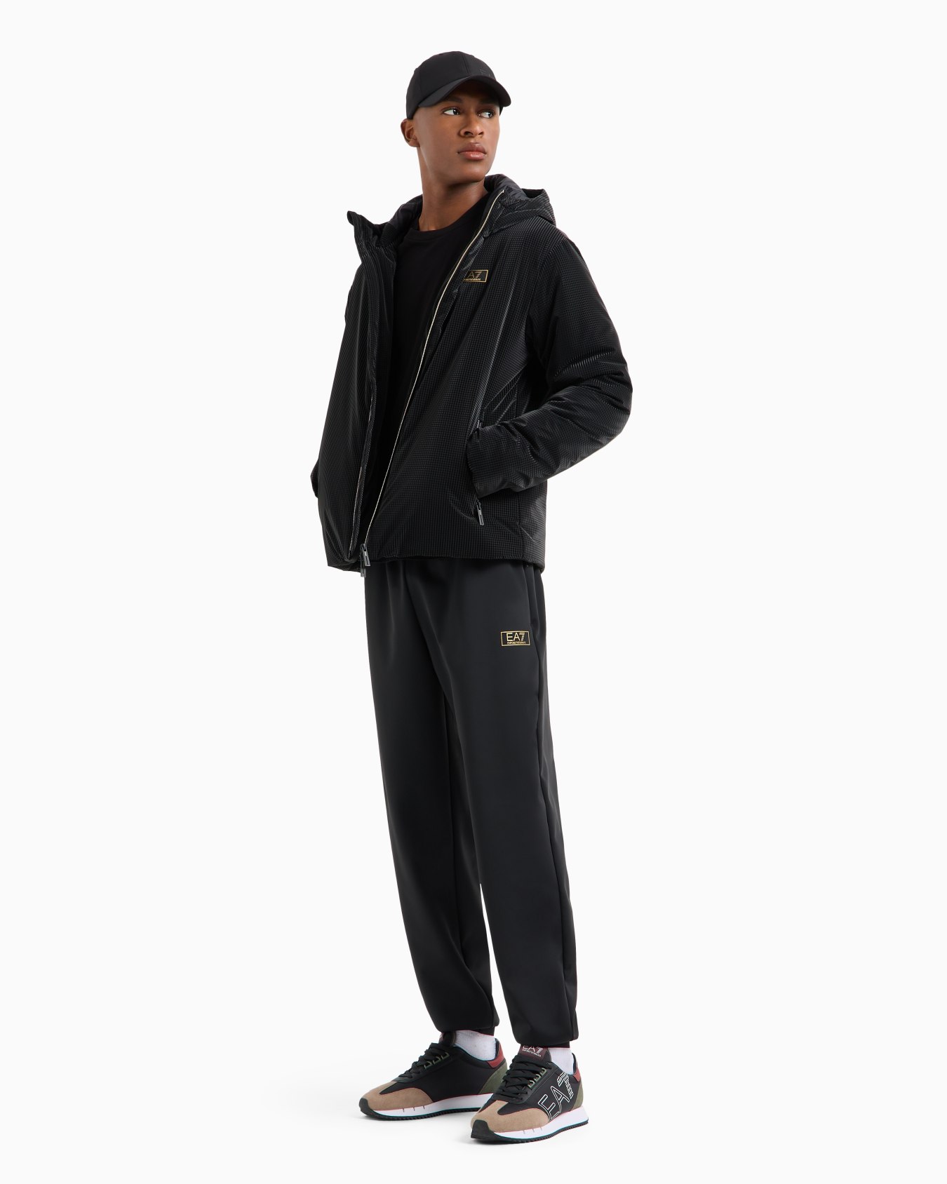 Gold Label Jacke mit Kapuze, gefertigt aus Funktionsgewebe Folie 4