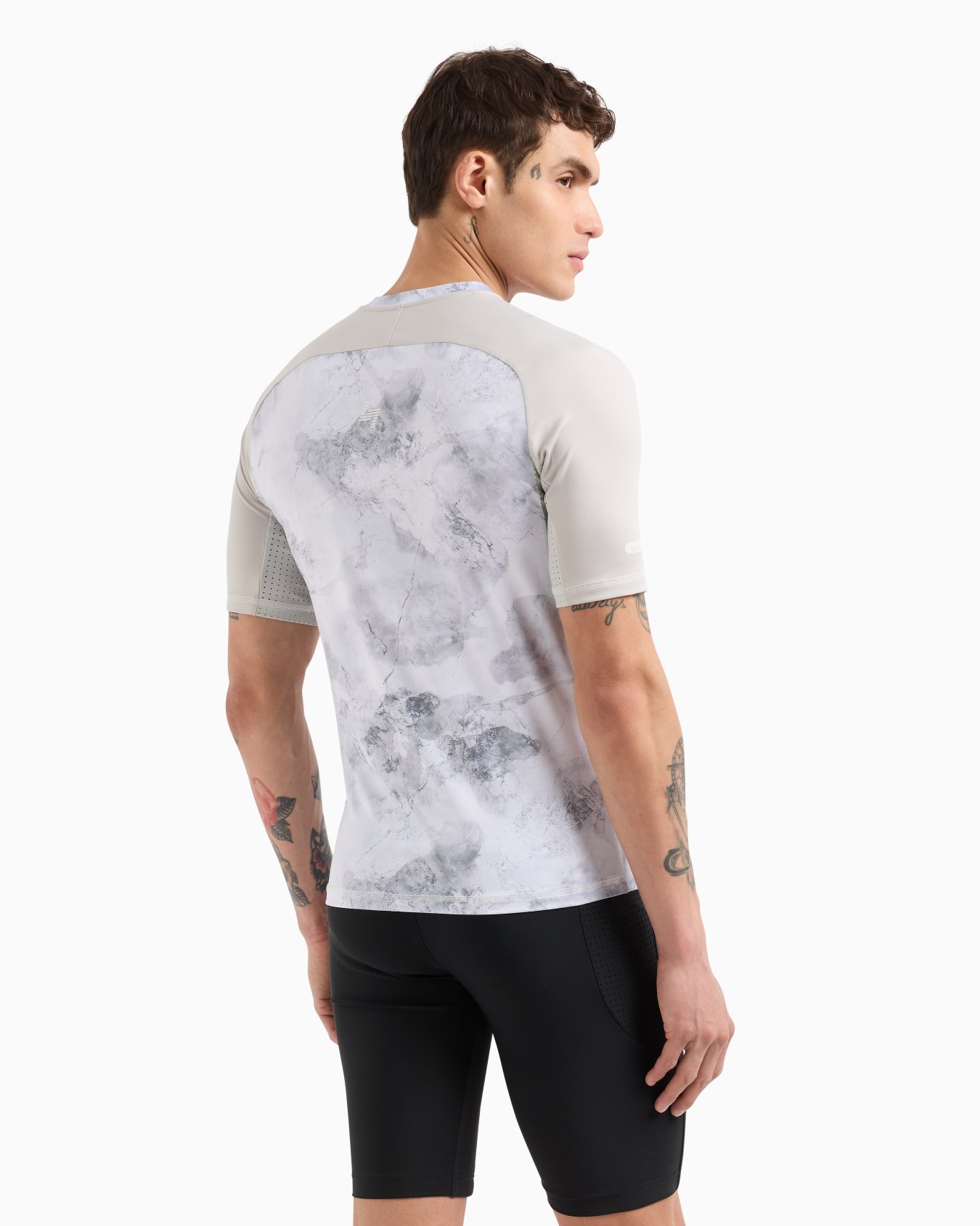 <オンライン限定>Dynamic Athlete Tシャツ VIGOR7テクニカルファブリック スライドする 2