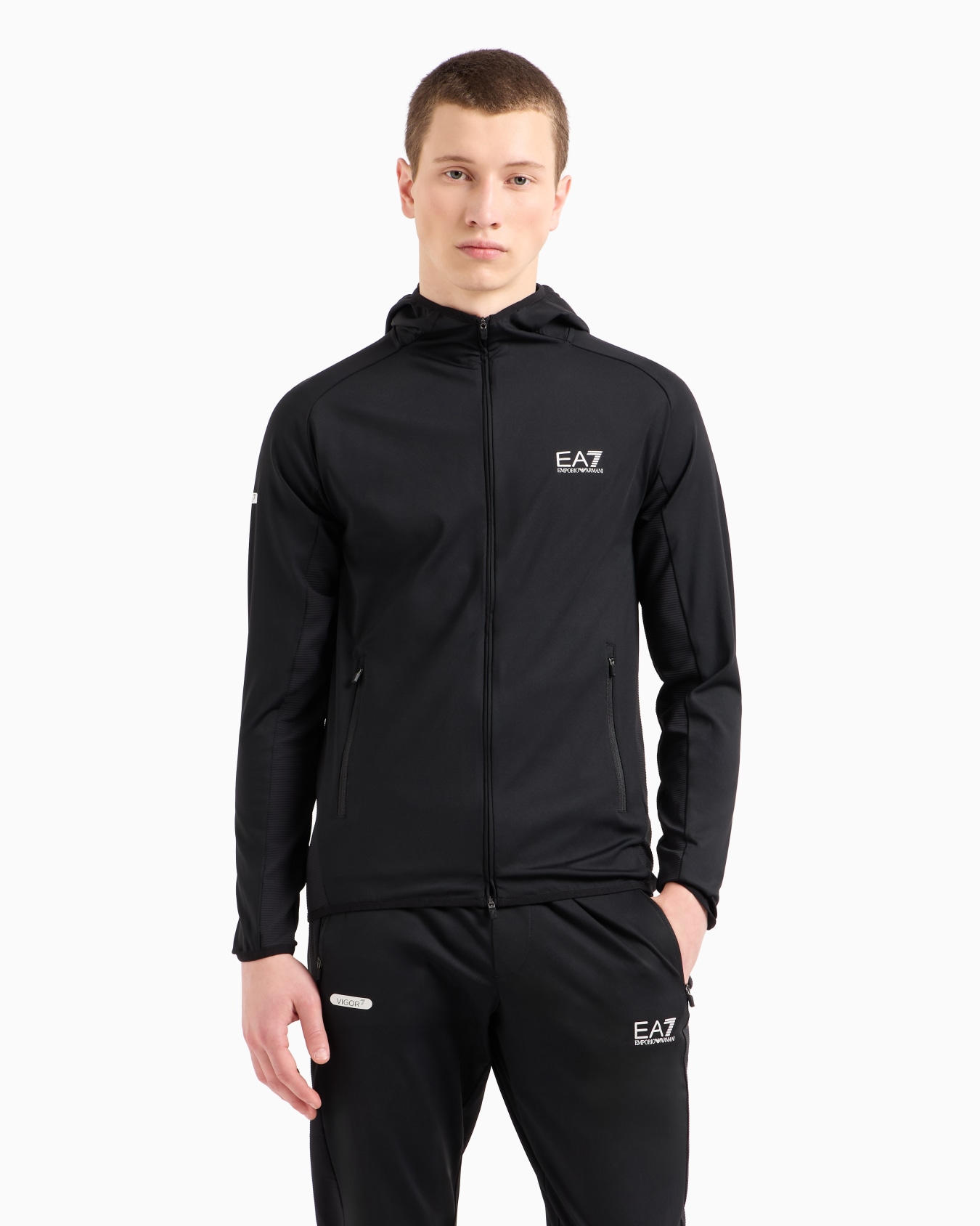 Dynamic Athlete hooded sweatshirt in VIGOR7 technical fabric Slide 3