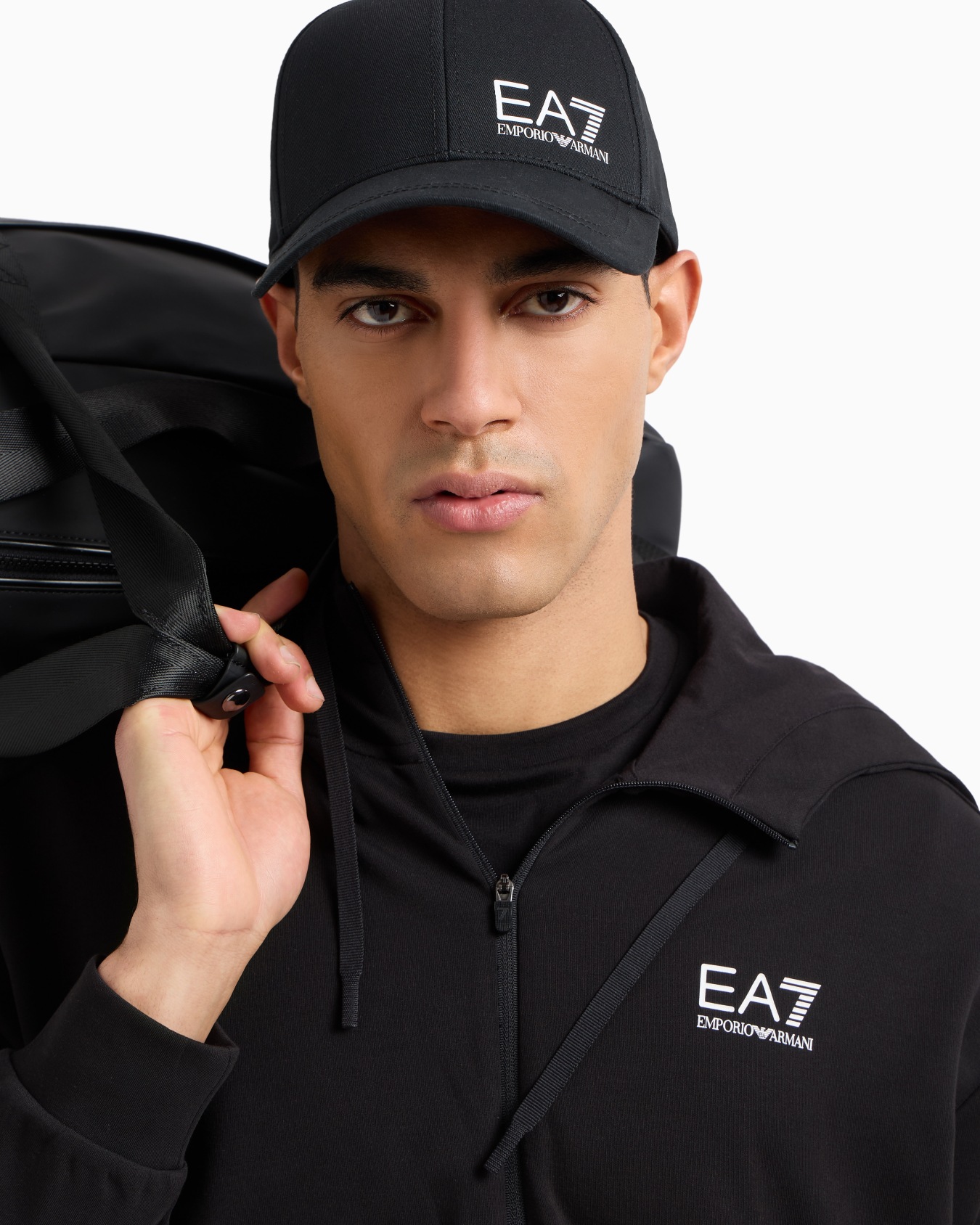 Dynamic Athlete tracksuit in Natural VENTUS7 technical fabric Slide 4