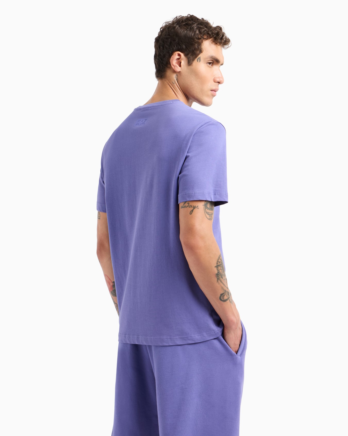 Logo Series short-sleeved organic cotton jersey T-shirt Slide 2