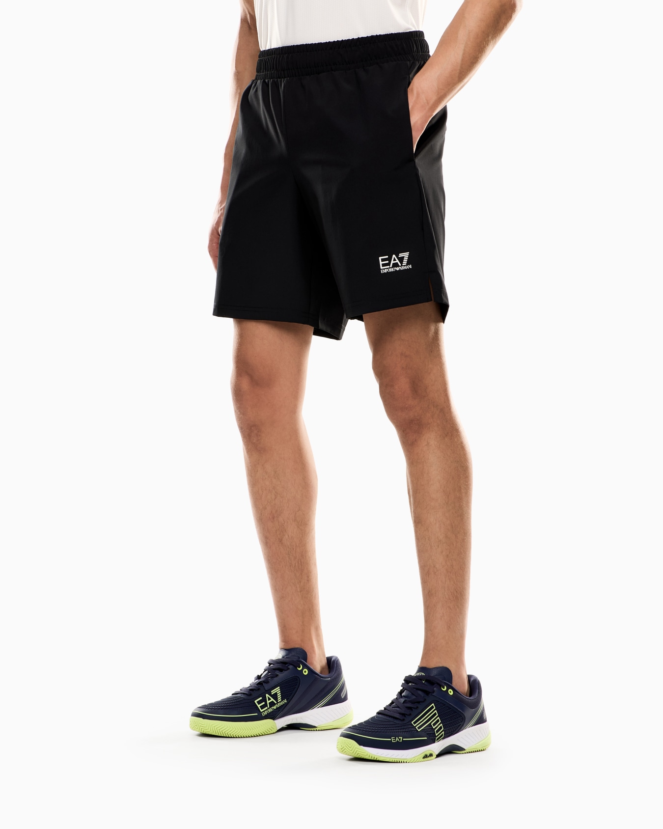 Tennis Pro shorts in VENTUS7 technical fabric Slide 3