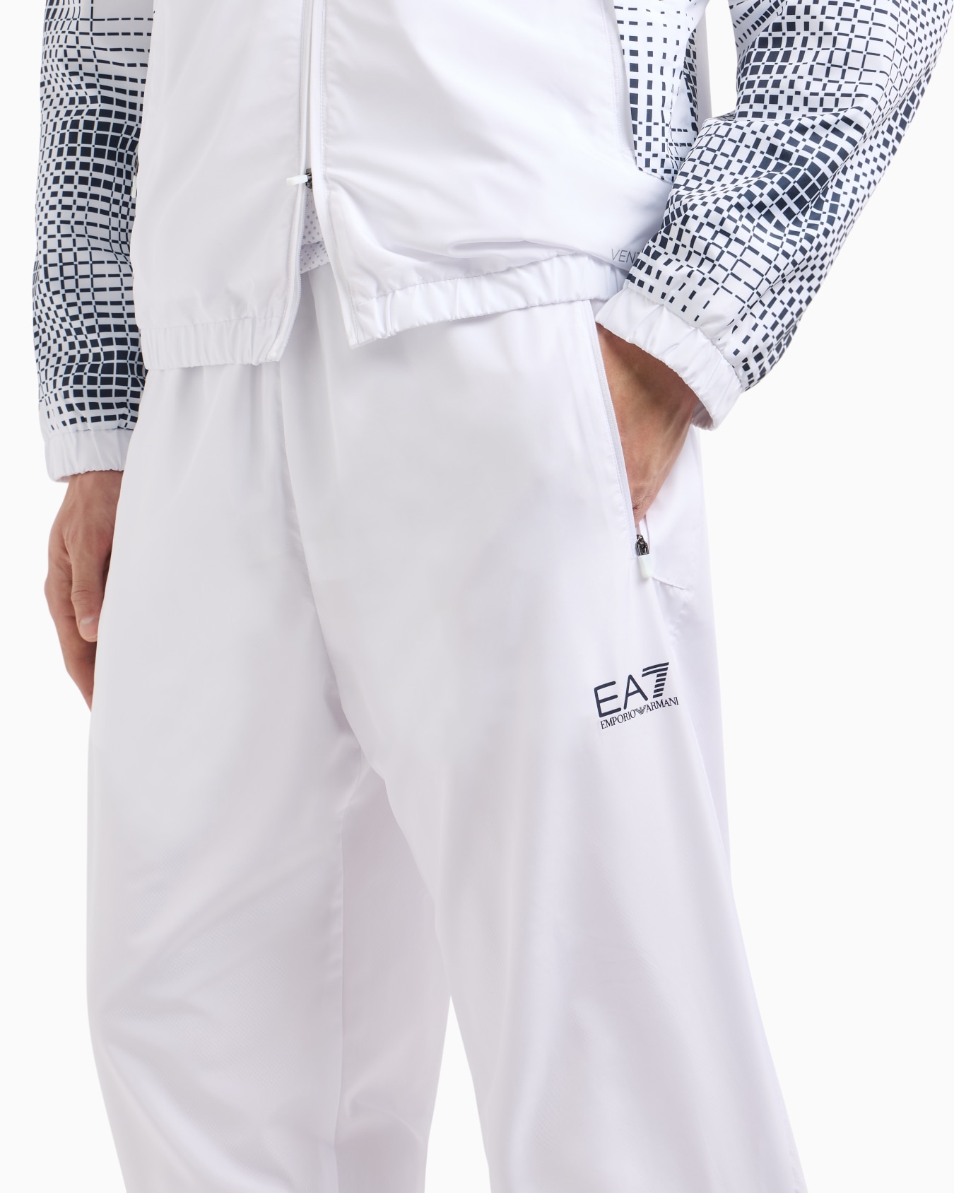 Tennis Pro tracksuit in VENTUS7 technical fabric Slide 4