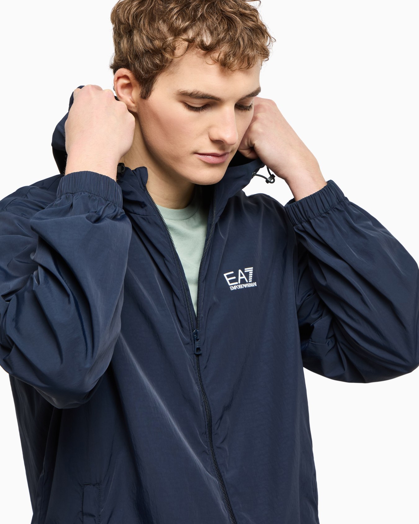 Veste à capuche Core Identity en nylon Diapositive 5