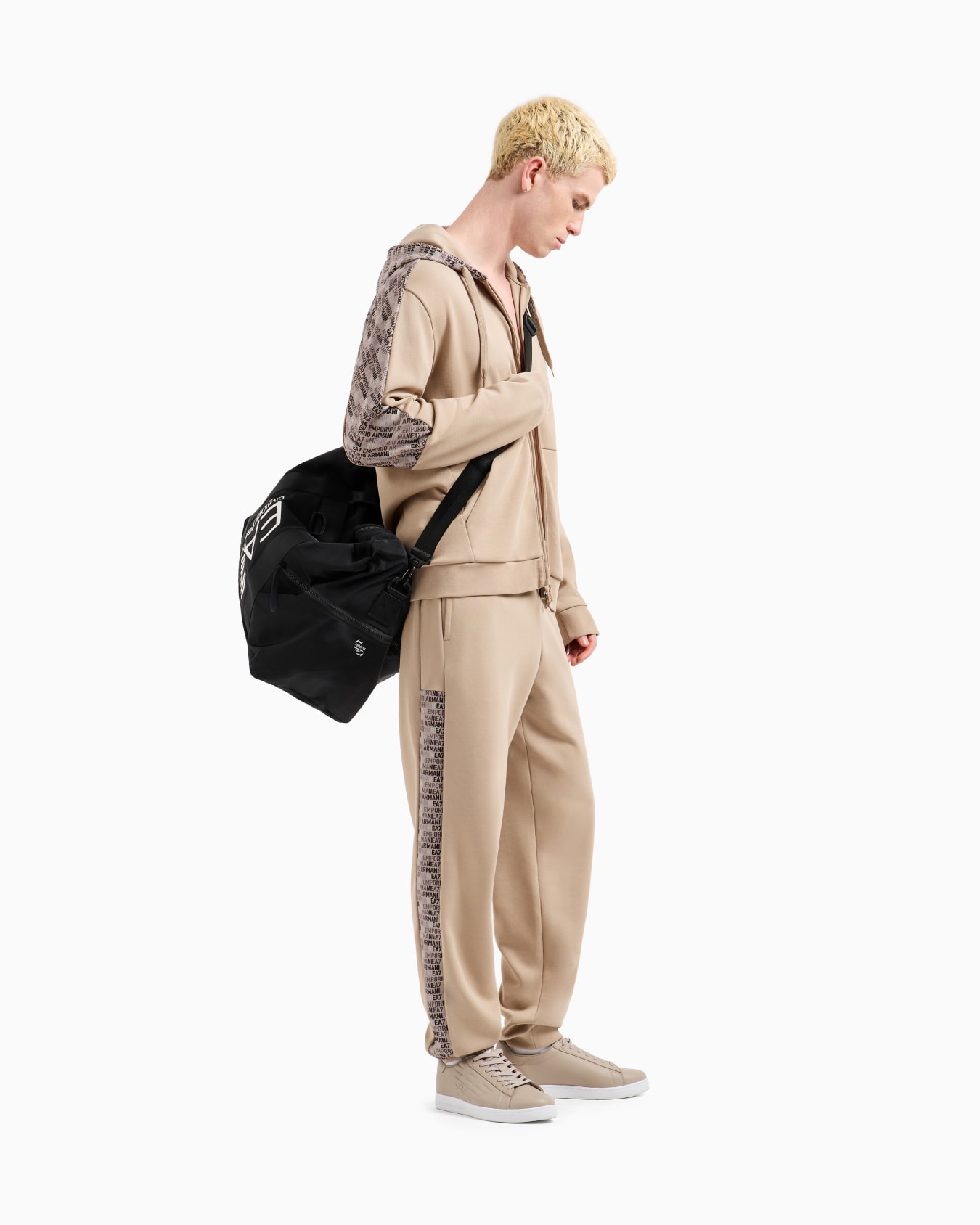 Cotton-blend Logo Series joggers Slide 1