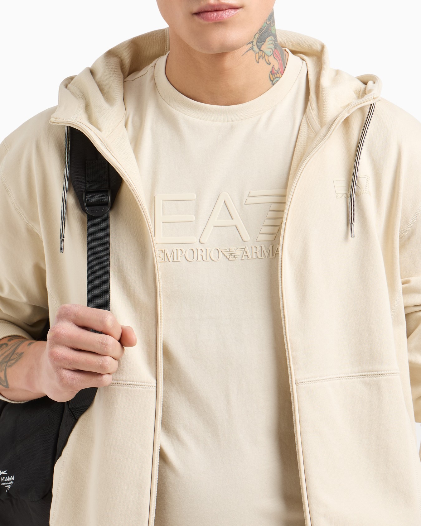Visibility cotton crew-neck T-shirt Slide 4
