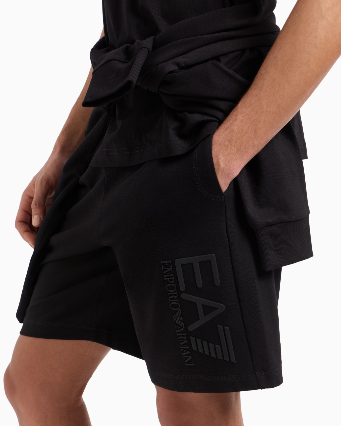Visibility cotton Bermuda shorts Slide 4
