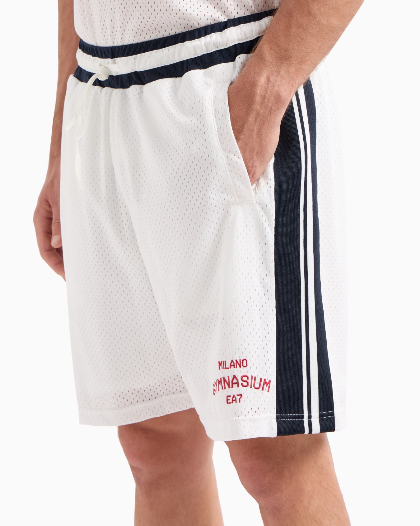 Club House technical-fabric Bermuda shorts  Slide 4