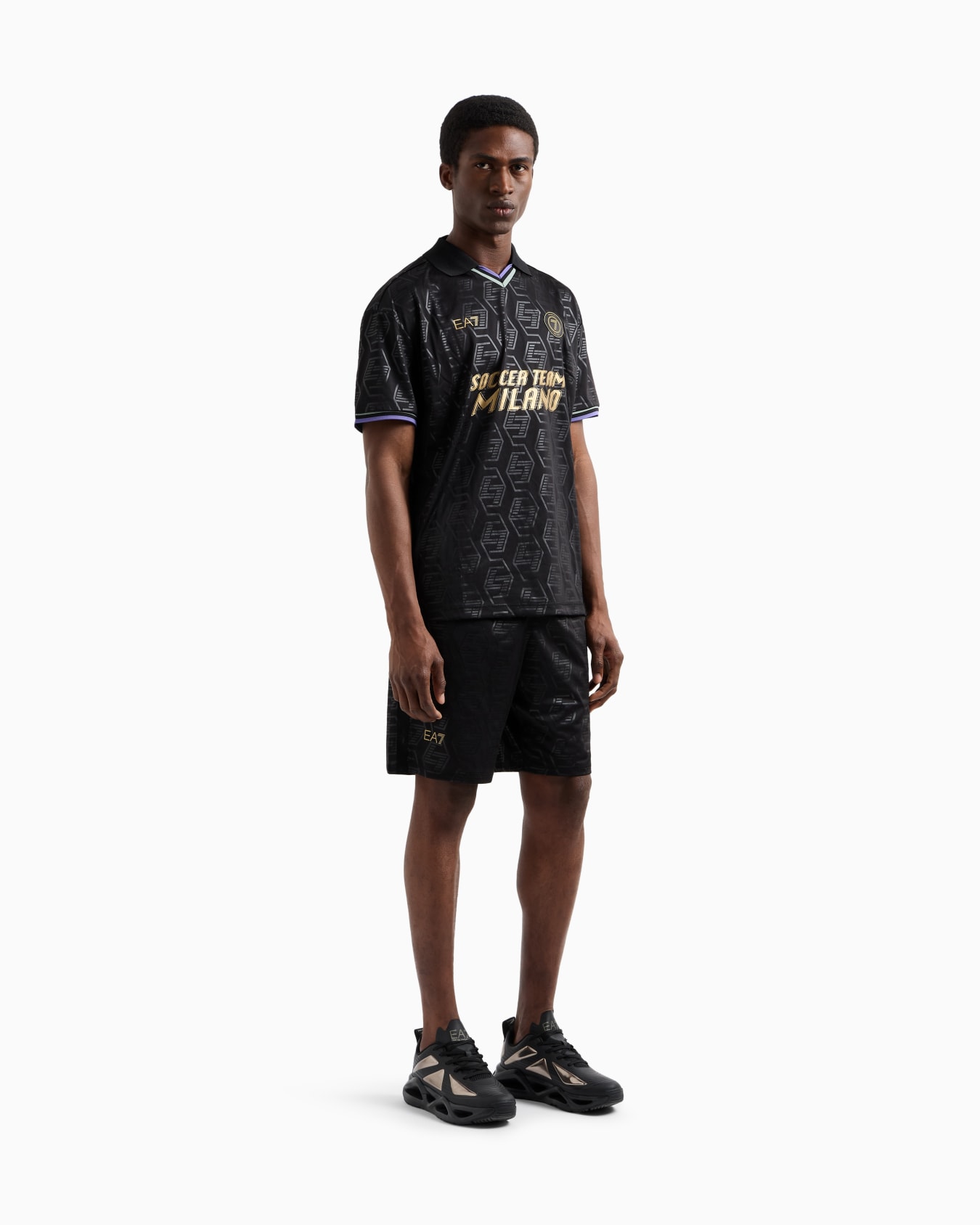 Soccer jersey T-shirt and shorts set Slide 3