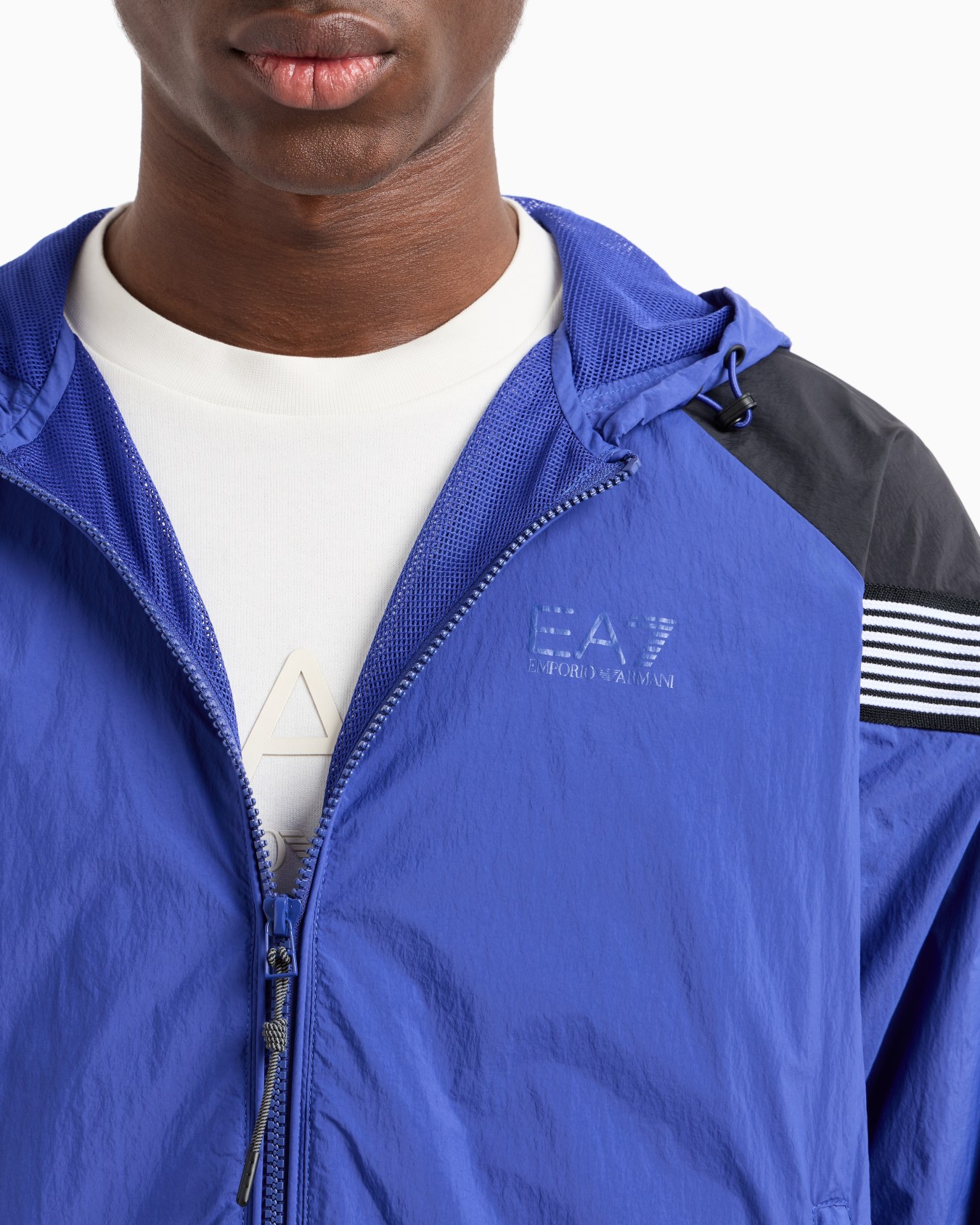 7 Lines nylon hooded jacket Slide 4