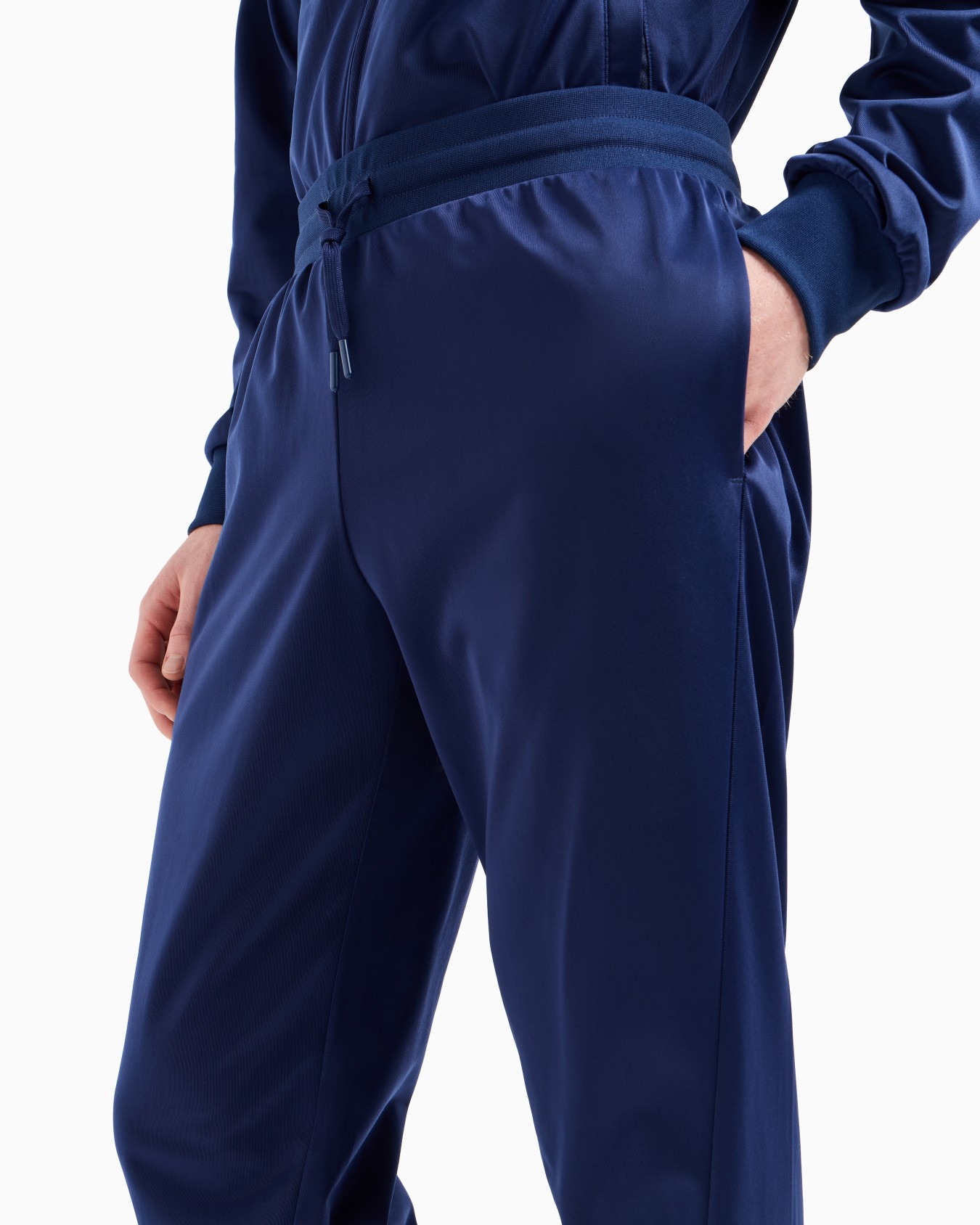 7 Lines tracksuit in technical fabric Slide 5