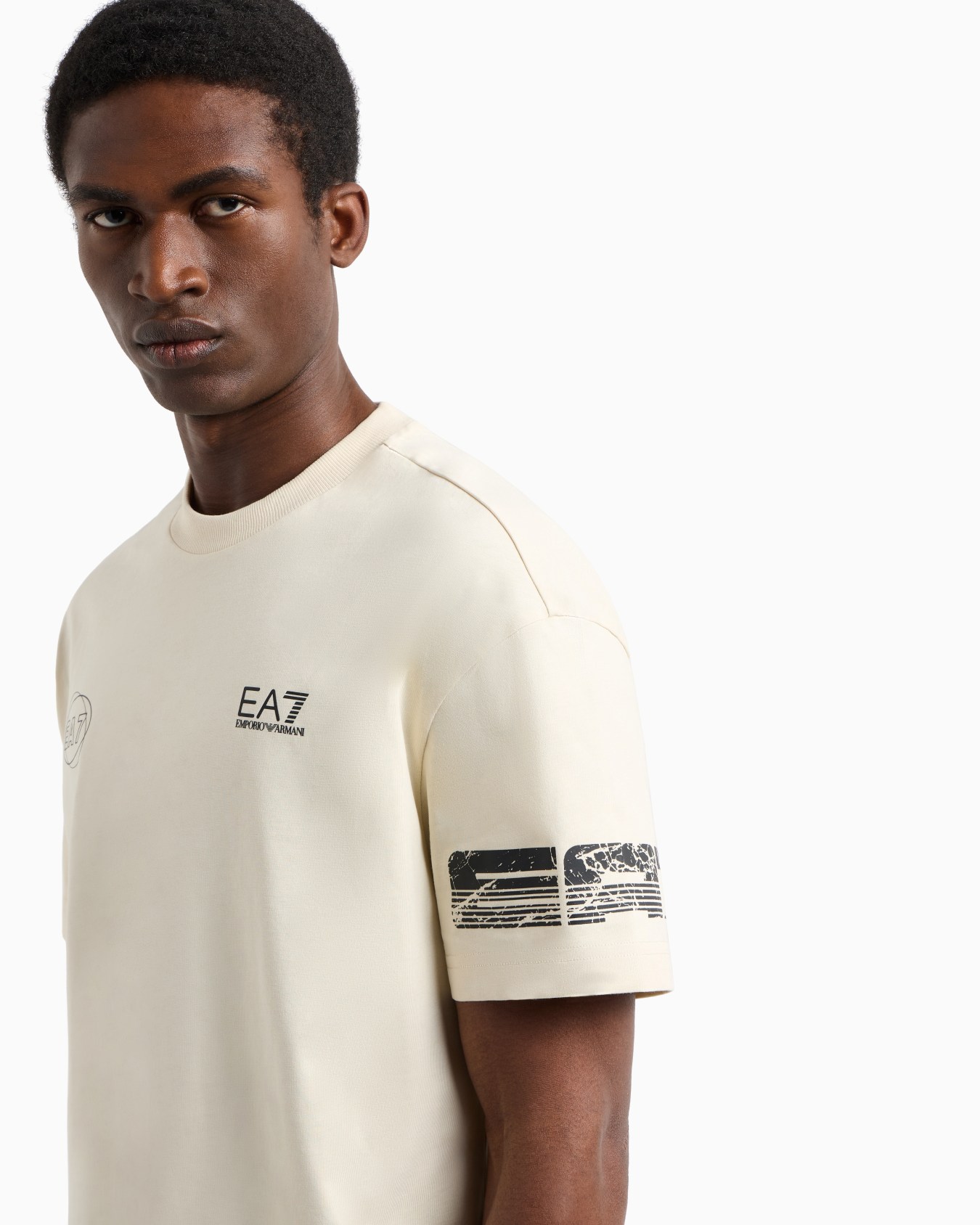 Graphic Series cotton-jersey crew-neck T-shirt Slide 4