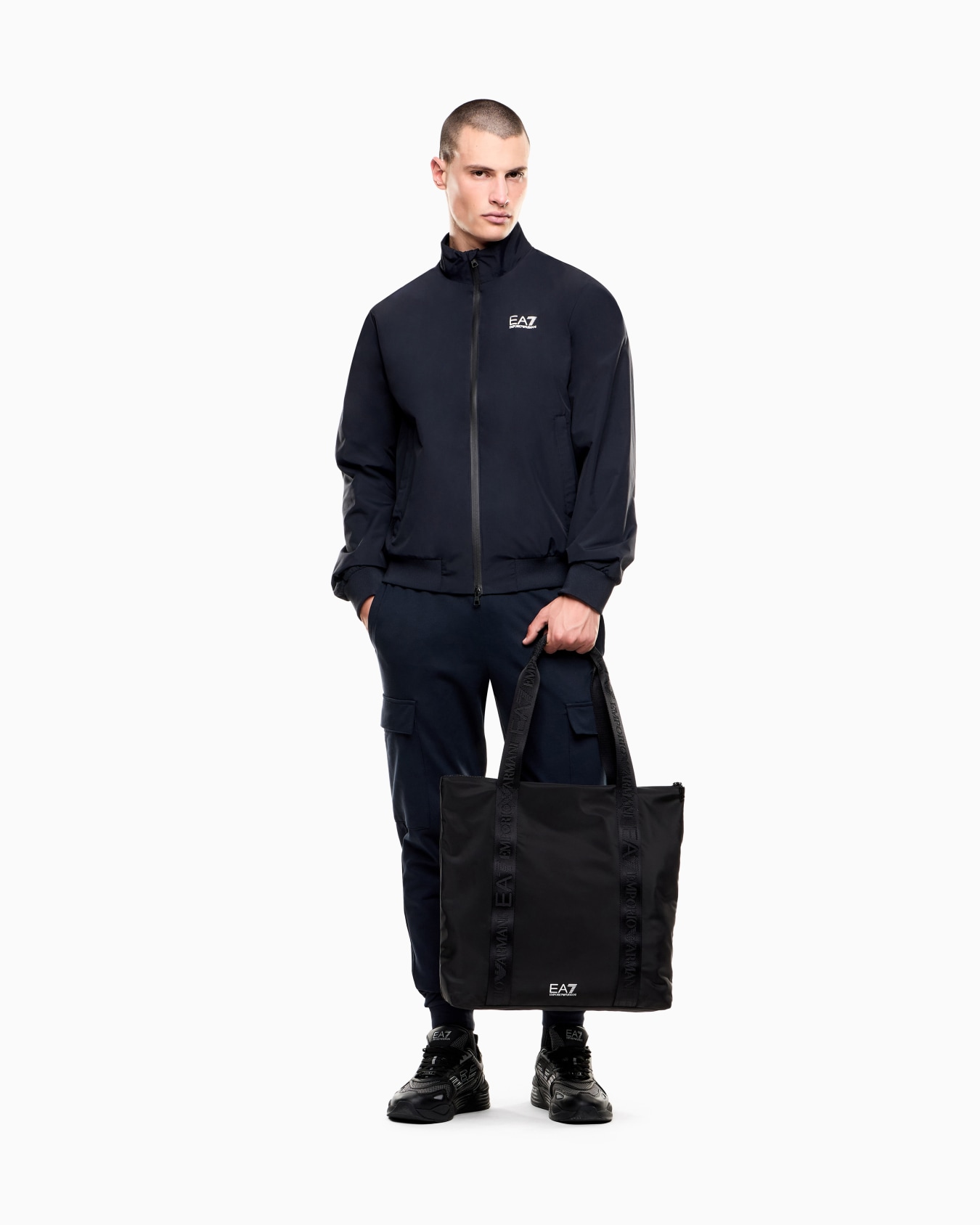 Sudadera tipo cárdigan de nailon reciclado Core Identity Diapositiva 1