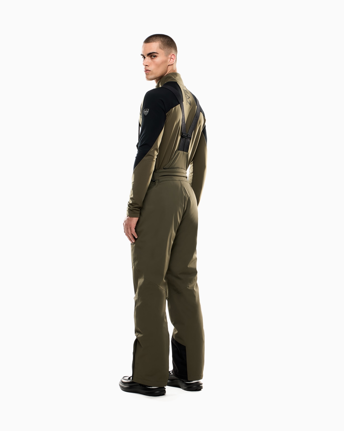 Technical ski trousers with STRATUM7 padding Slide 2
