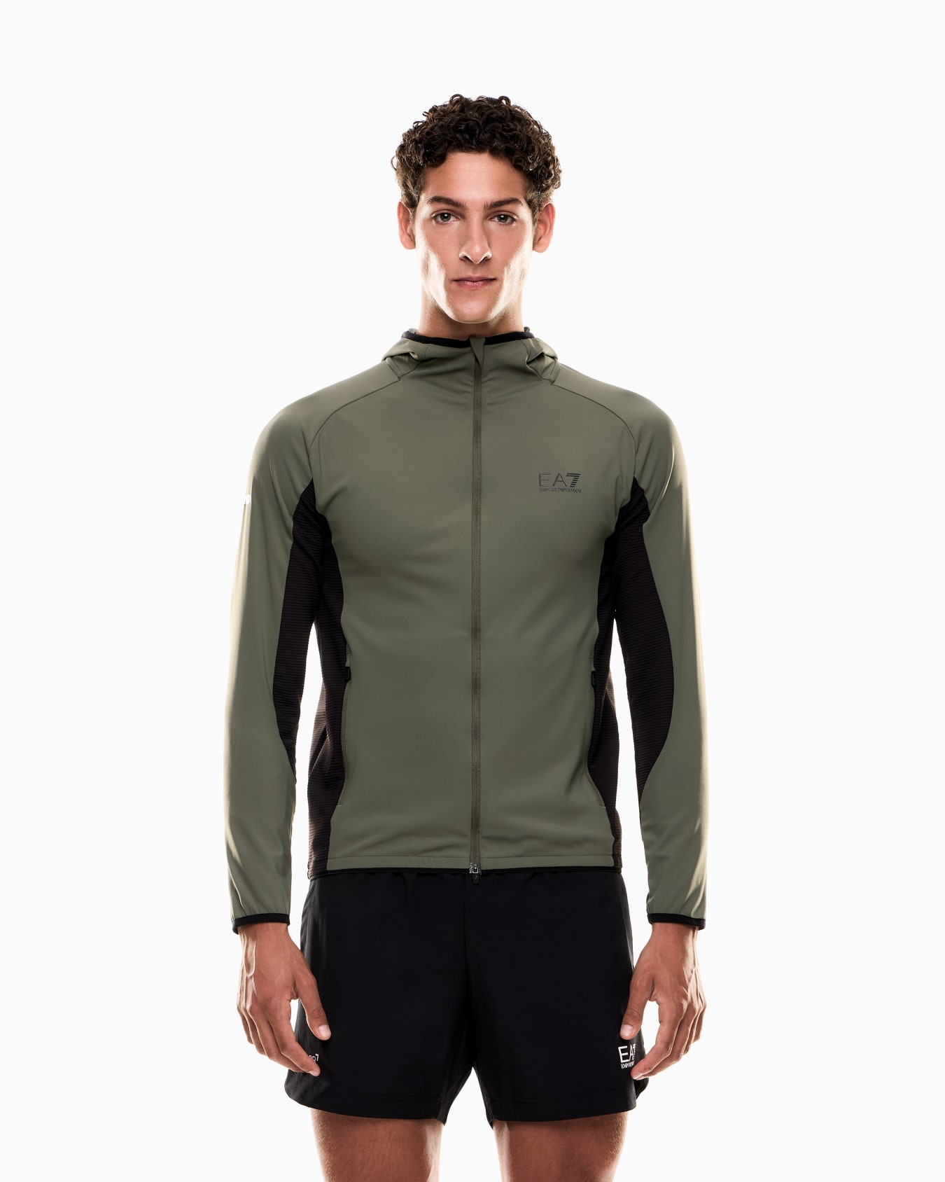 Sweat-shirt à capuche Dynamic Athlete en tissu technique VIGOR7 Diapositive 3