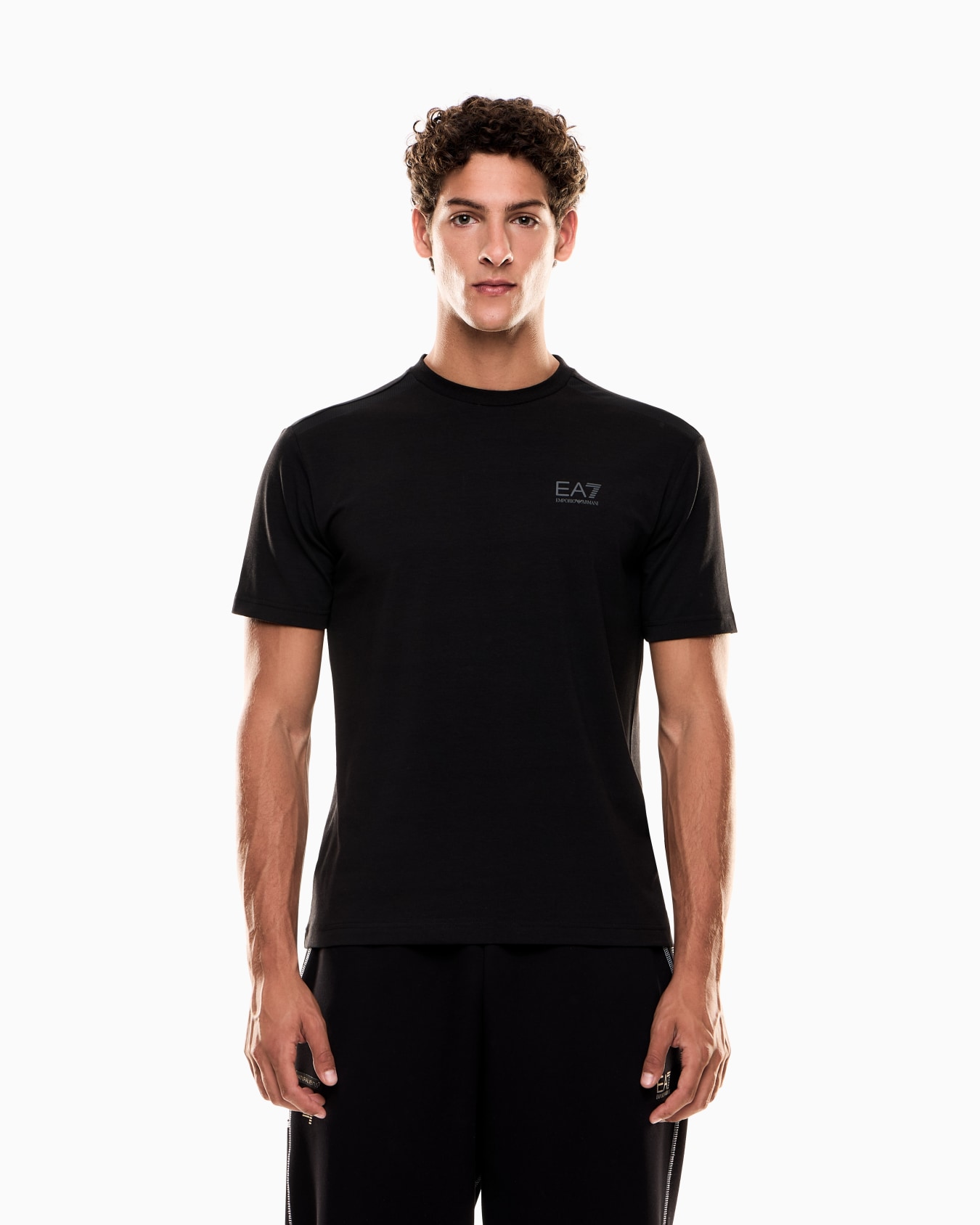 Dynamic Athlete crew-neck T-shirt in Natural VENTUS7 technical fabric  Slide 3