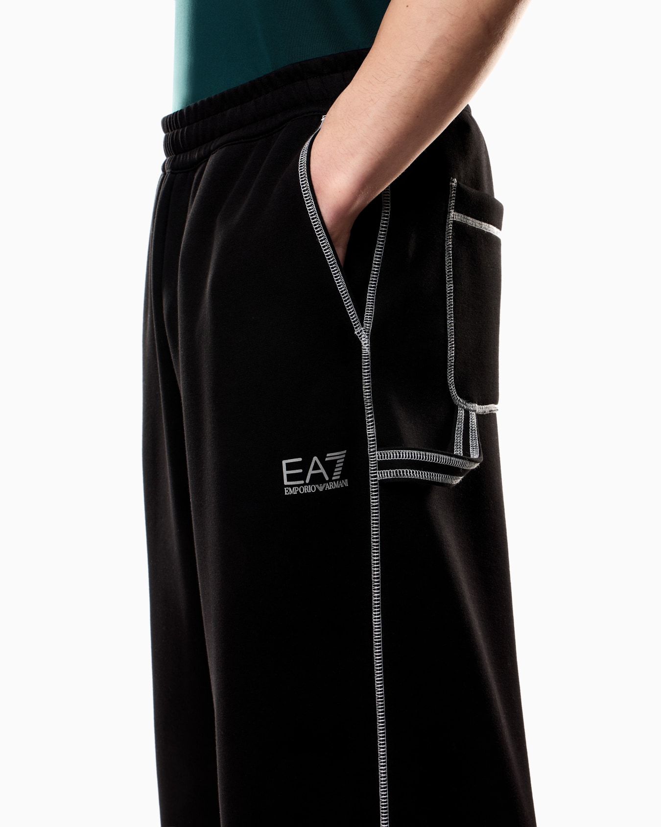Dynamic Athlete trousers in Natural VENTUS7 technical fabric Slide 4