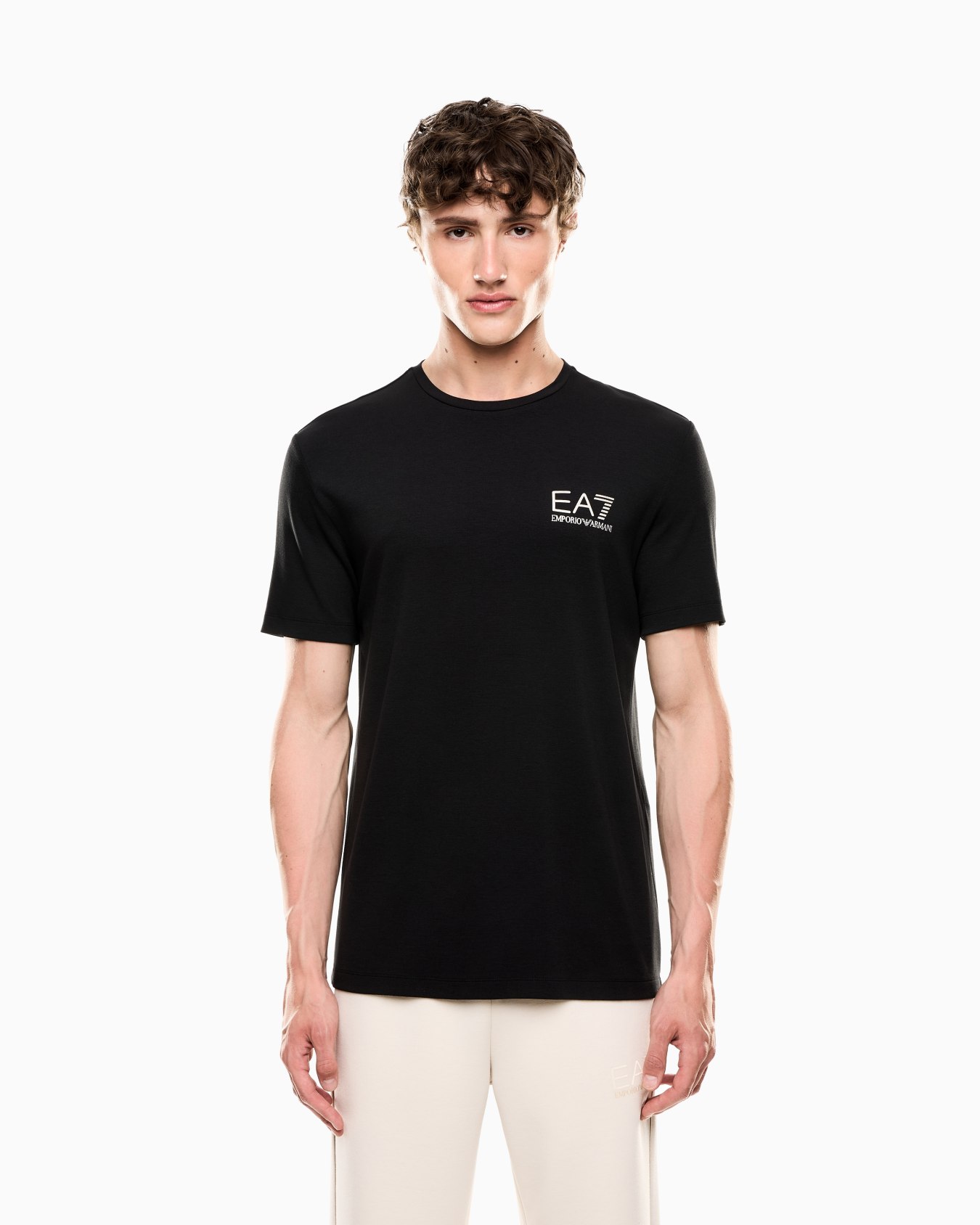Gold Label short-sleeved T-shirt in a viscose blend Slide 3