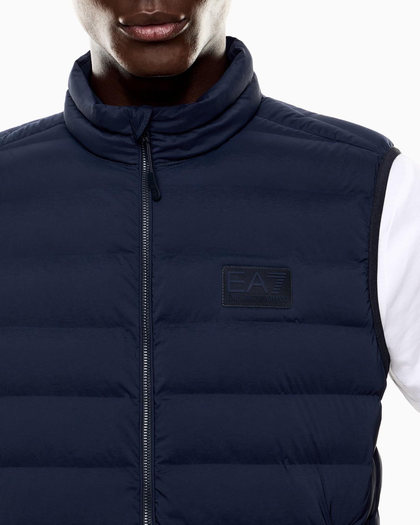 Chaleco acolchado de tejido técnico Diapositiva 4