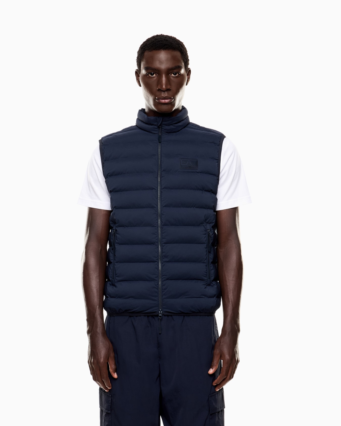 Chaleco acolchado de tejido técnico Diapositiva 3