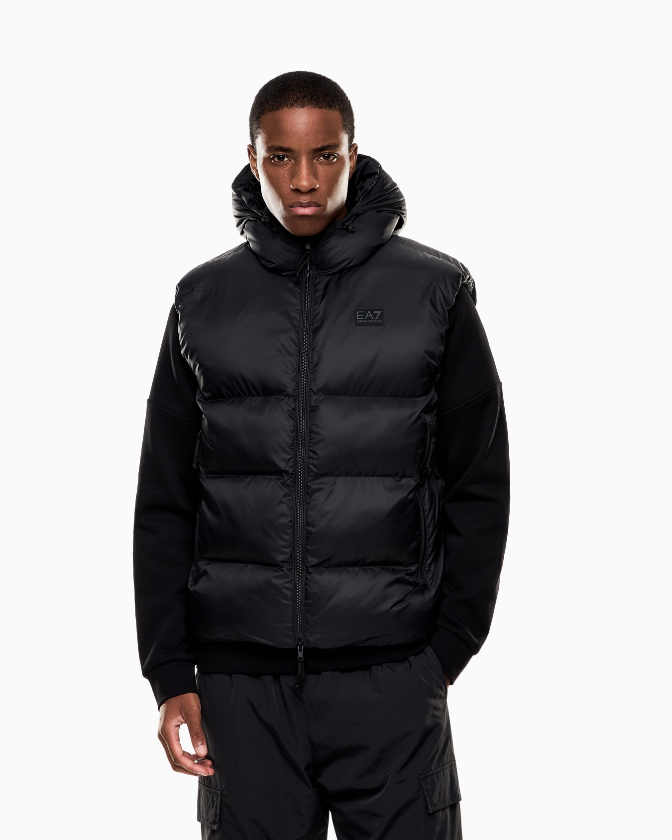 Padded, hooded gilet made of technical fabric Slide 3