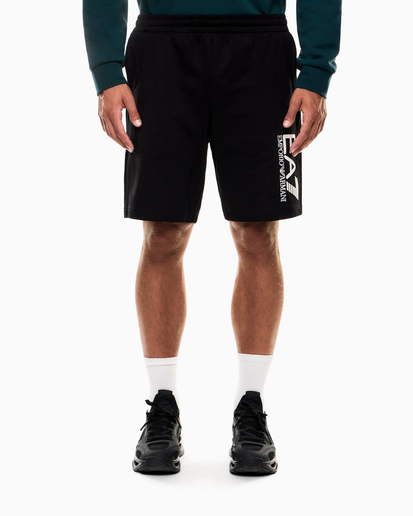 Visibility cotton Bermuda shorts Slide 3