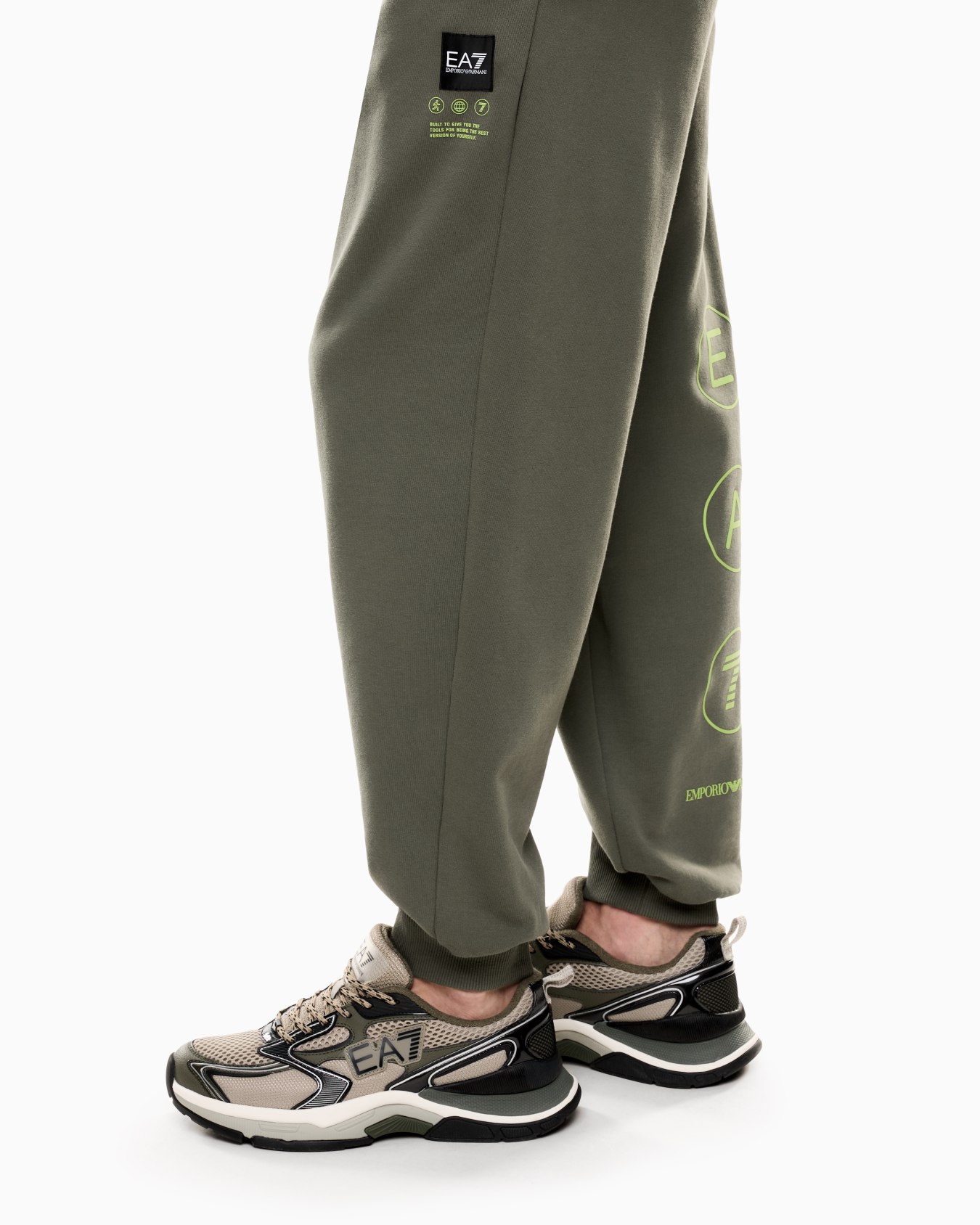 Logo Series joggers in French terry cotton Slide 4