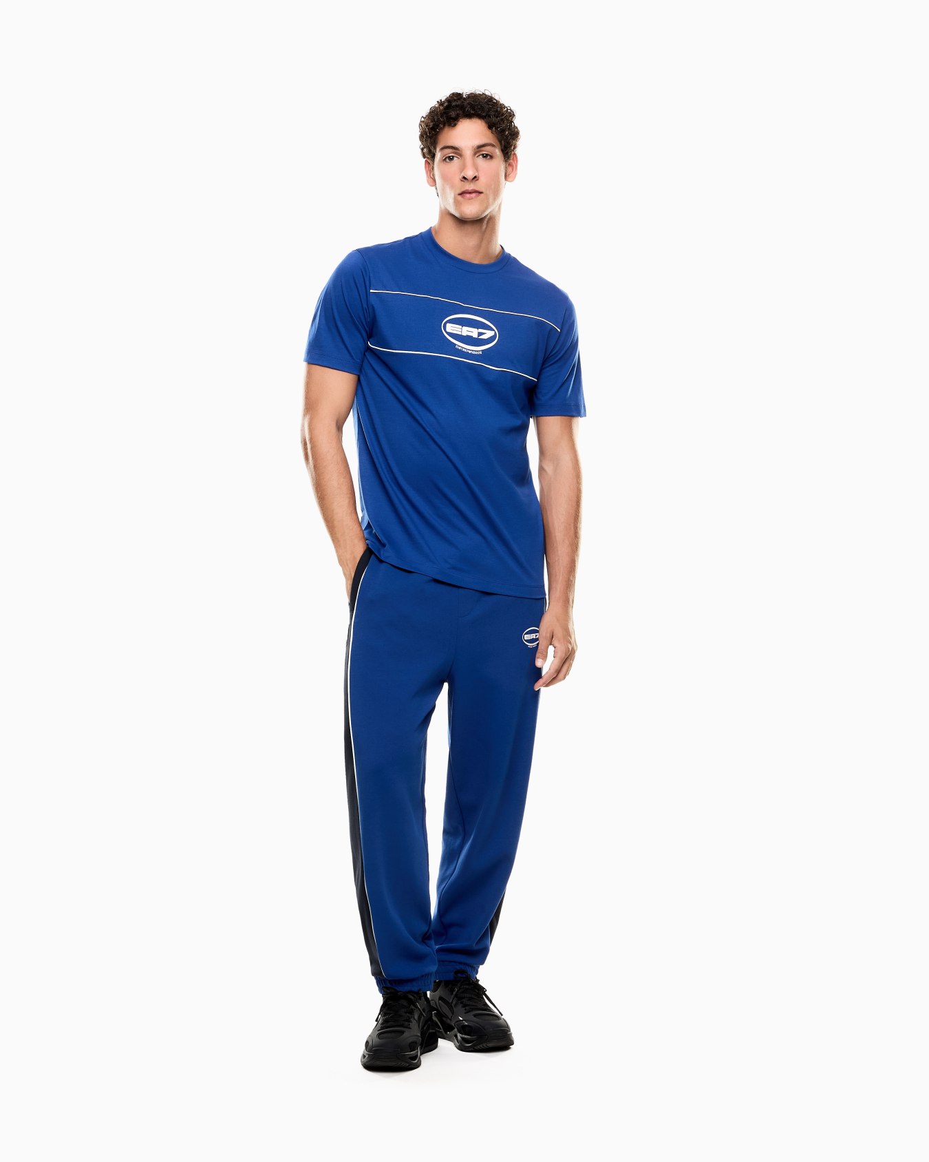 T-shirt girocollo Logo Series in jersey di misto cotone Slide 1