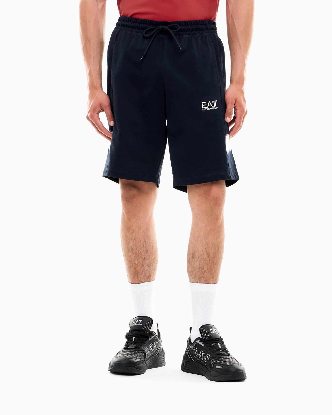 Core Identity cotton Bermuda shorts Slide 3