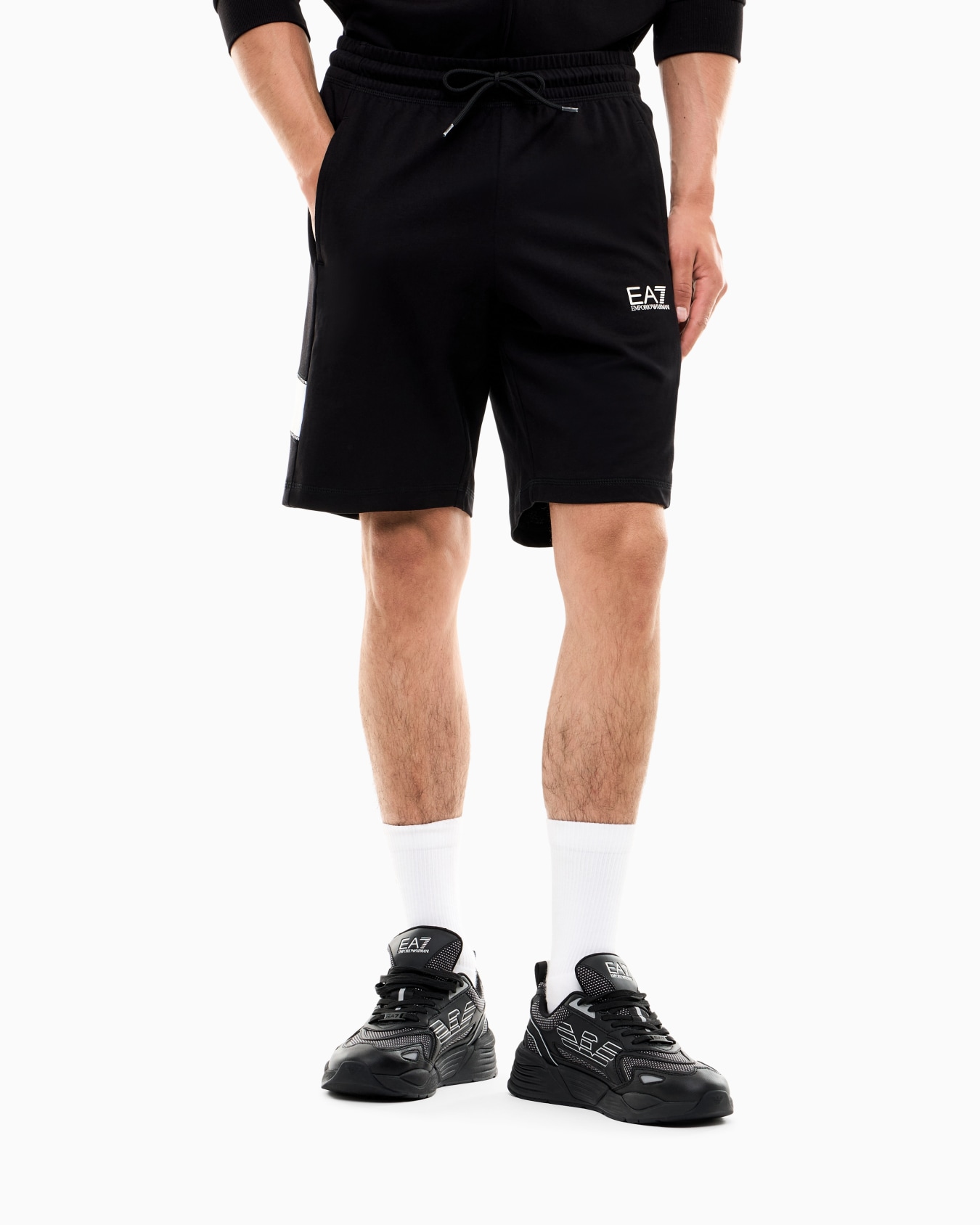 Core Identity cotton Bermuda shorts Slide 3