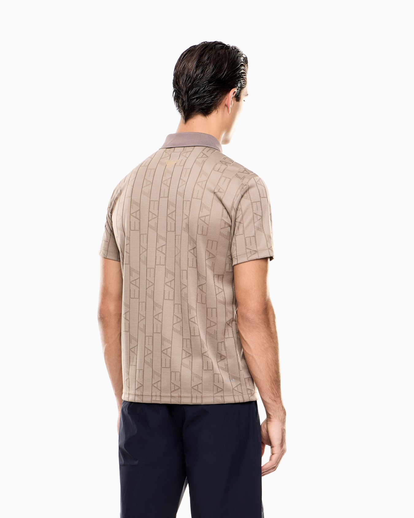 ポロシャツ スライドする 2