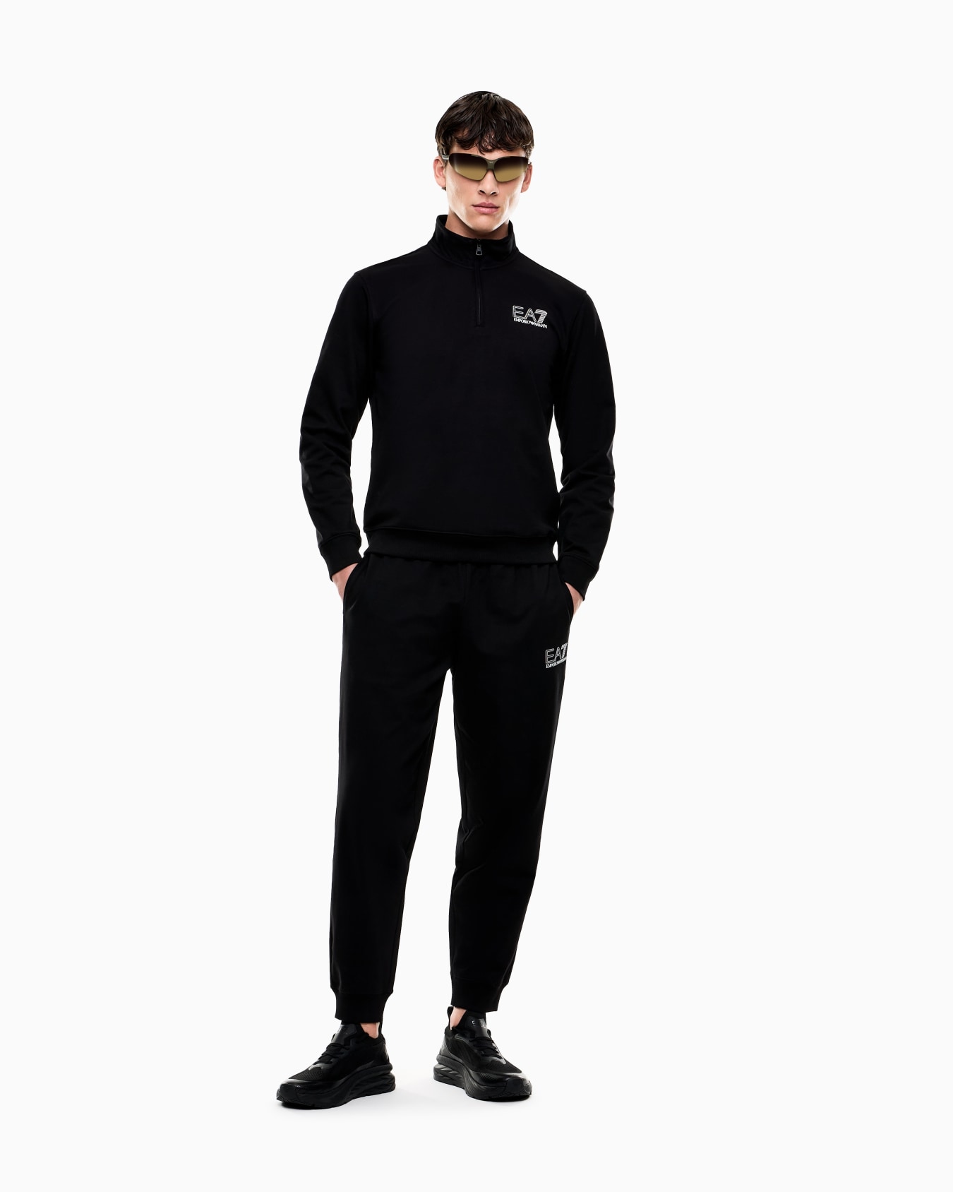 Visibility pure cotton tracksuit Slide 2