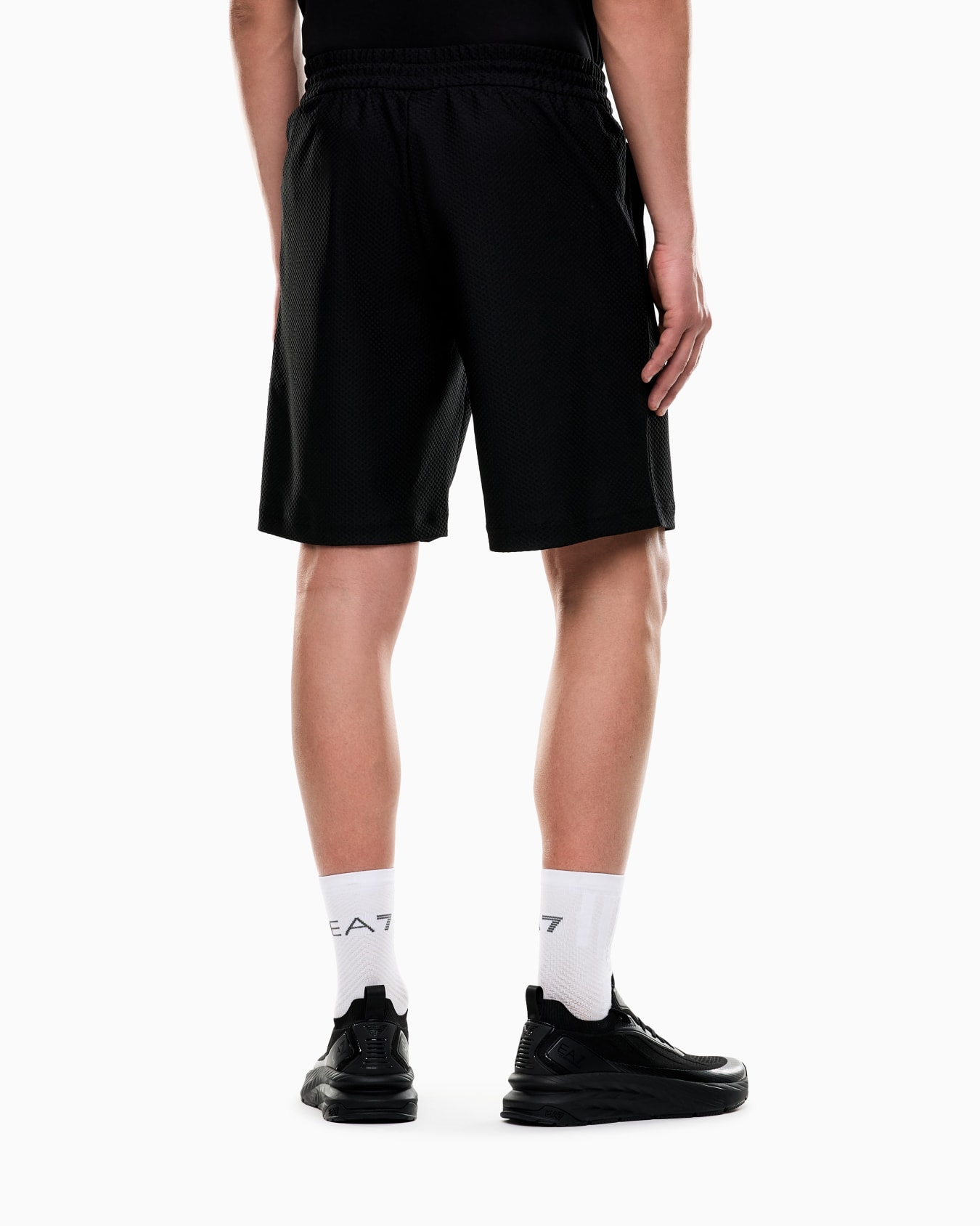 Premium Label shorts in technical fabric Slide 3