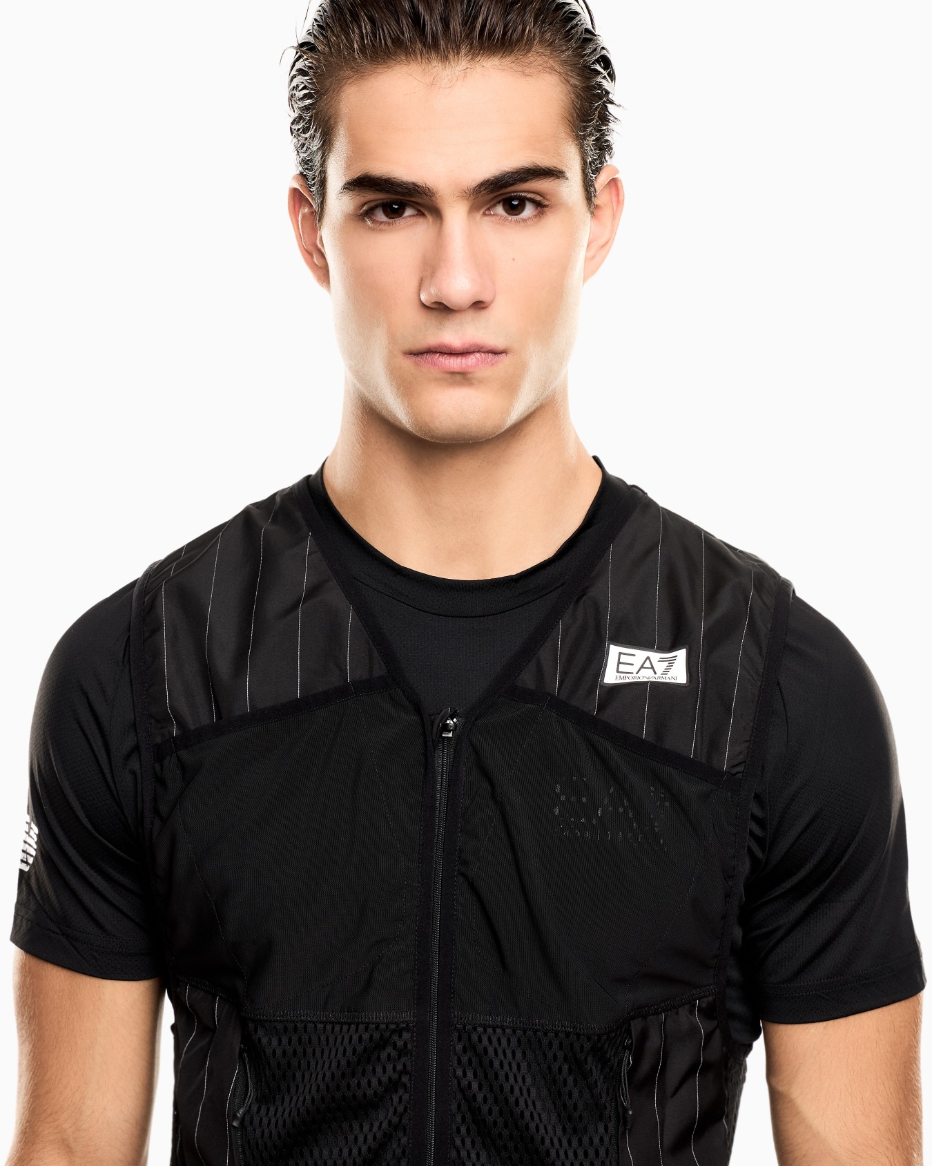 Dynamic Athlete packable gilet in VENTUS7 technical fabric  Slide 4