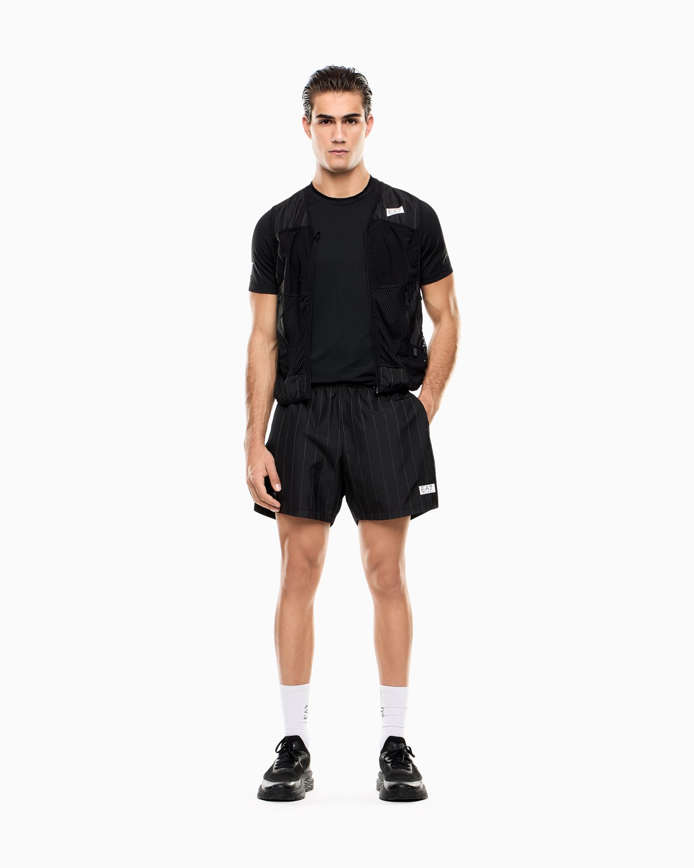 Dynamic Athlete packable gilet in VENTUS7 technical fabric  Slide 1