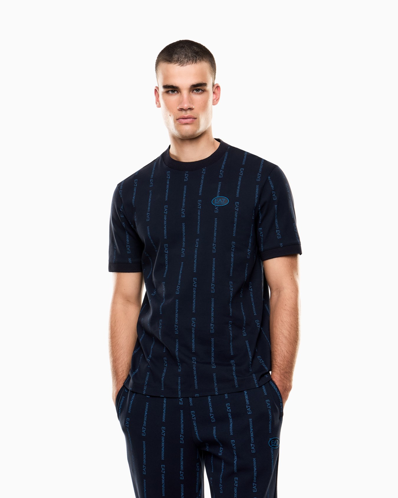 レギュラーフィットTシャツ スライドする 3