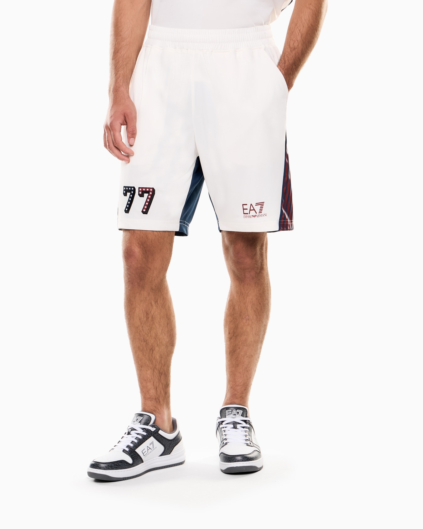 Graphic Series ショートパンツ テクニカルファブリック スライドする 2