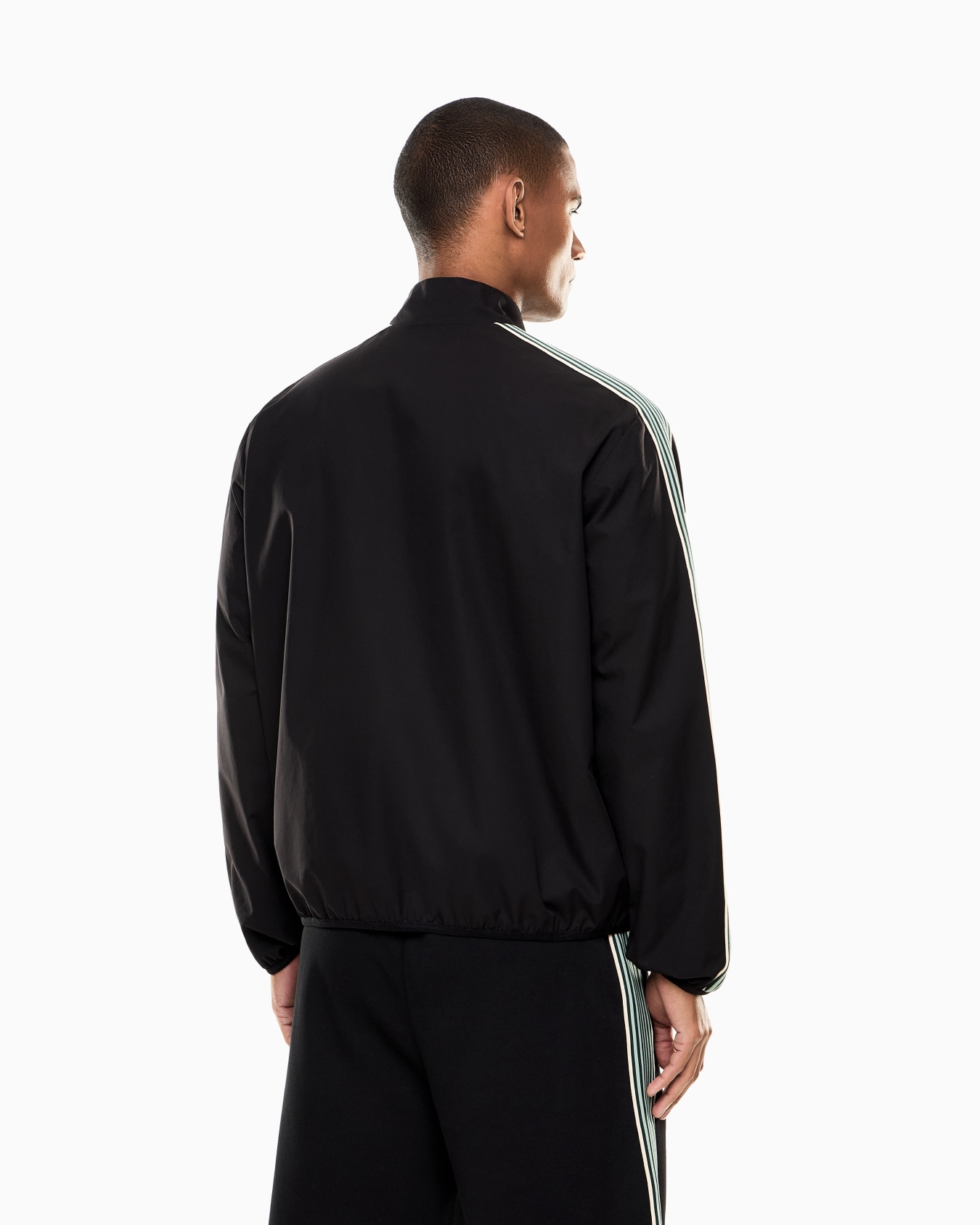 Logo Series technical-fabric jacket Slide 2