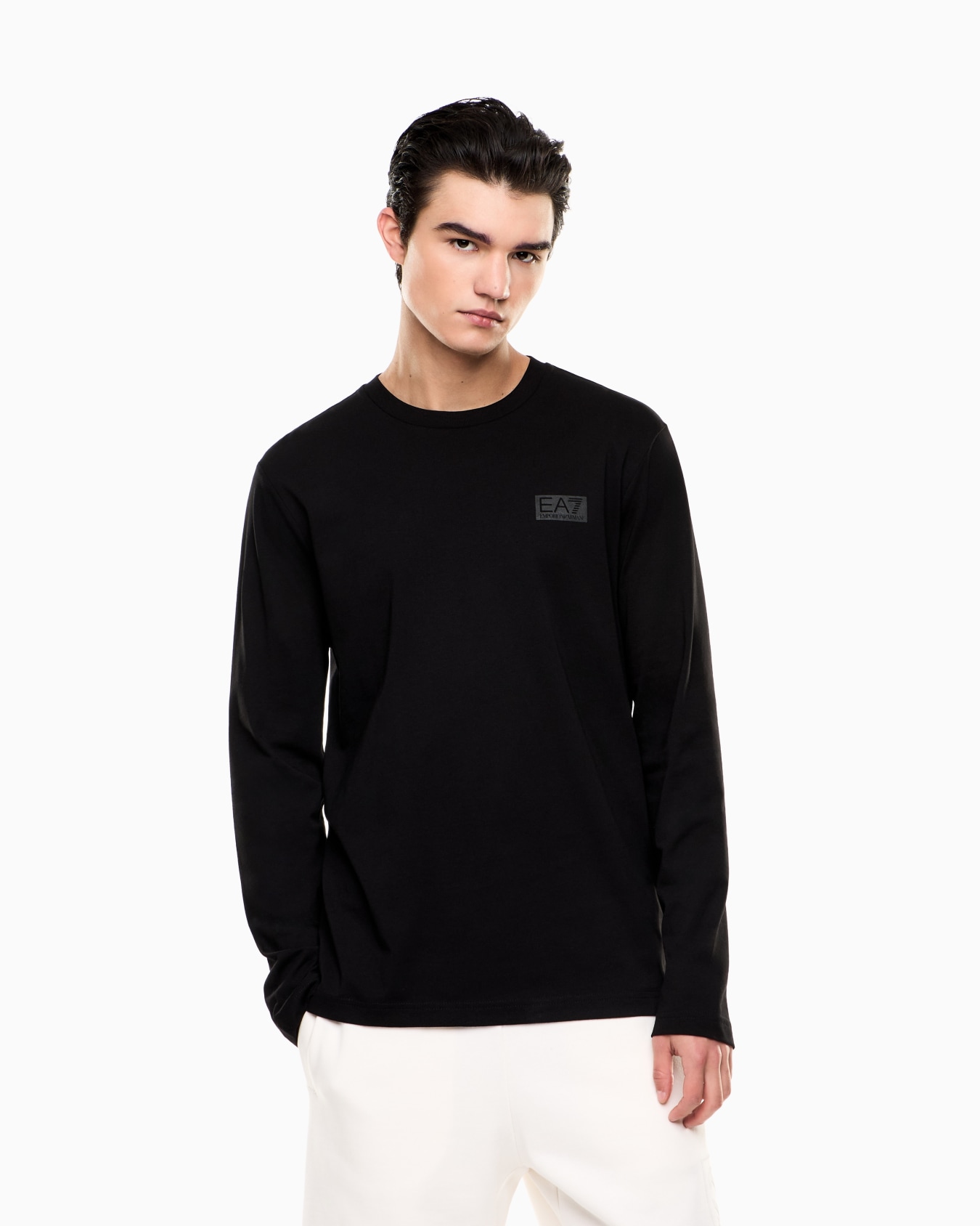 Long Sleeves T-Shirts Slide 3